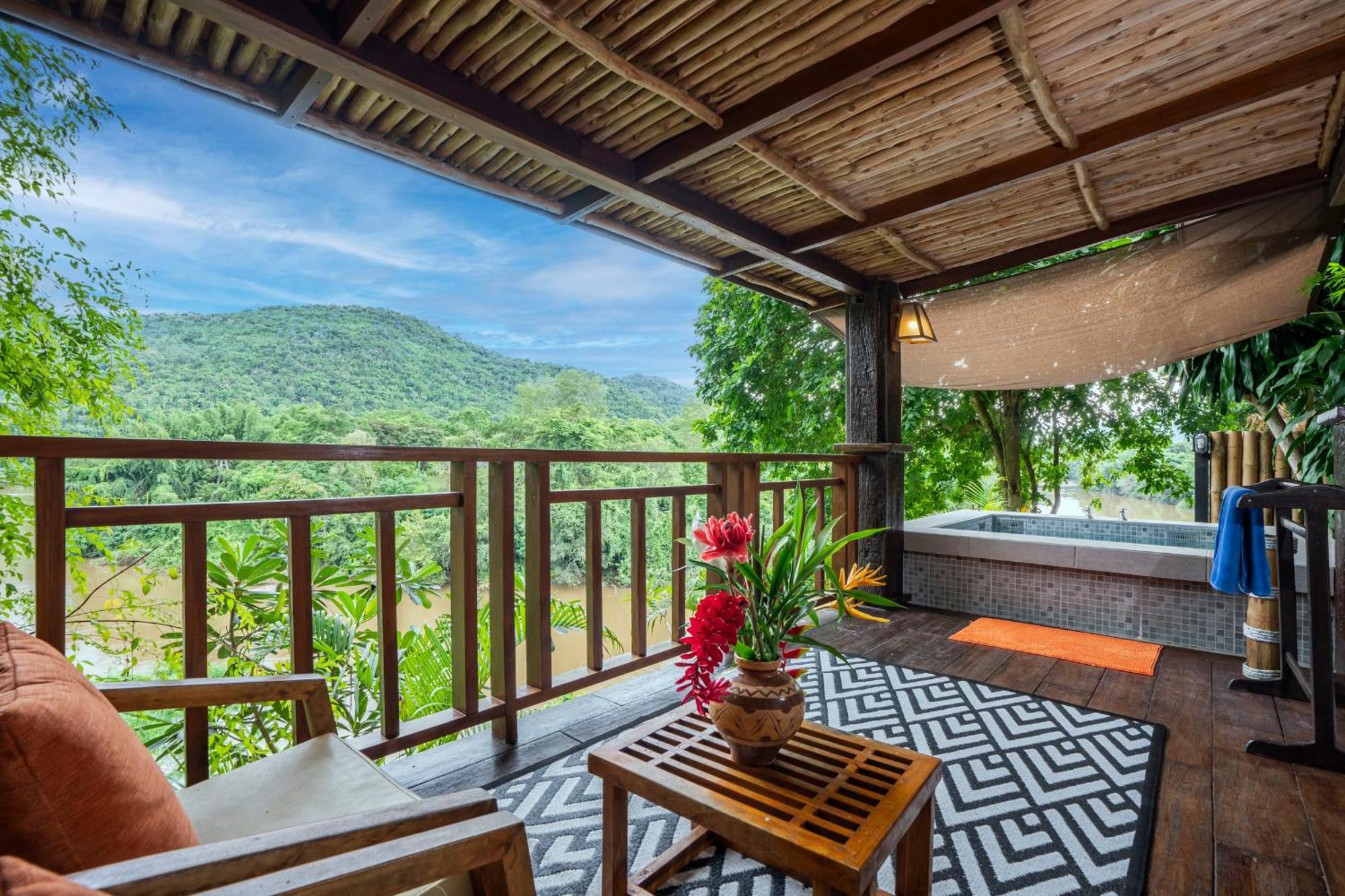 Phutoey River Kwai Hotspring & Nature Resort