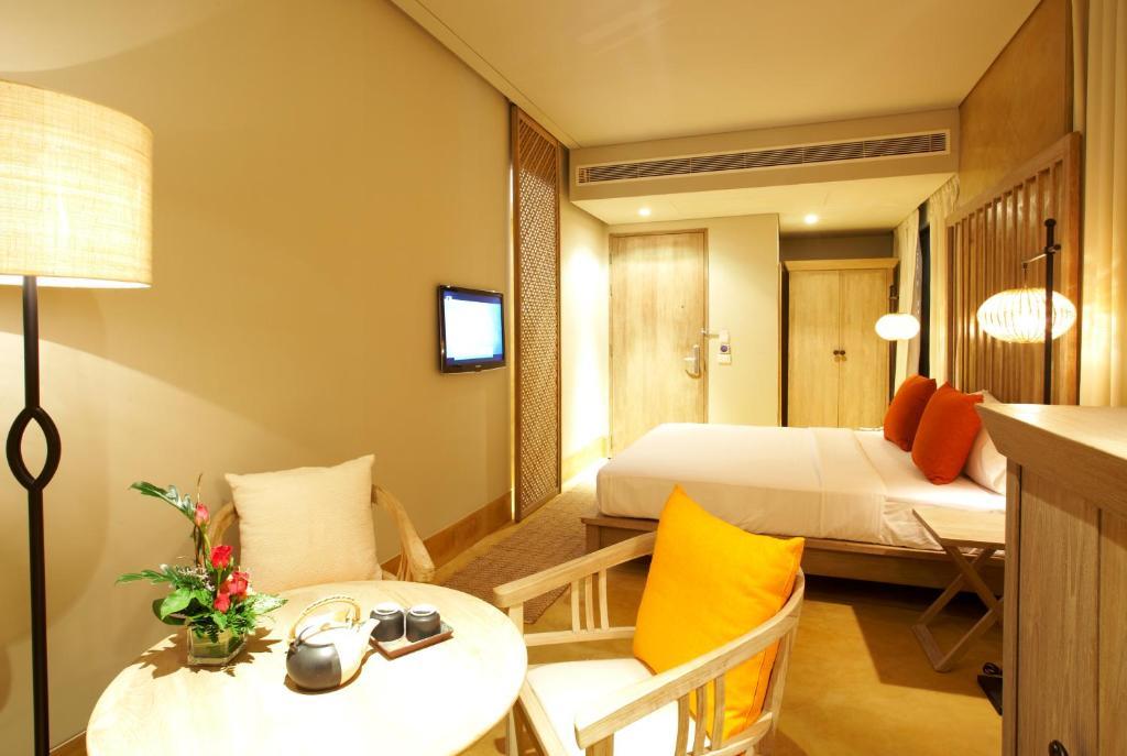 Mercure Samui Tana 4*