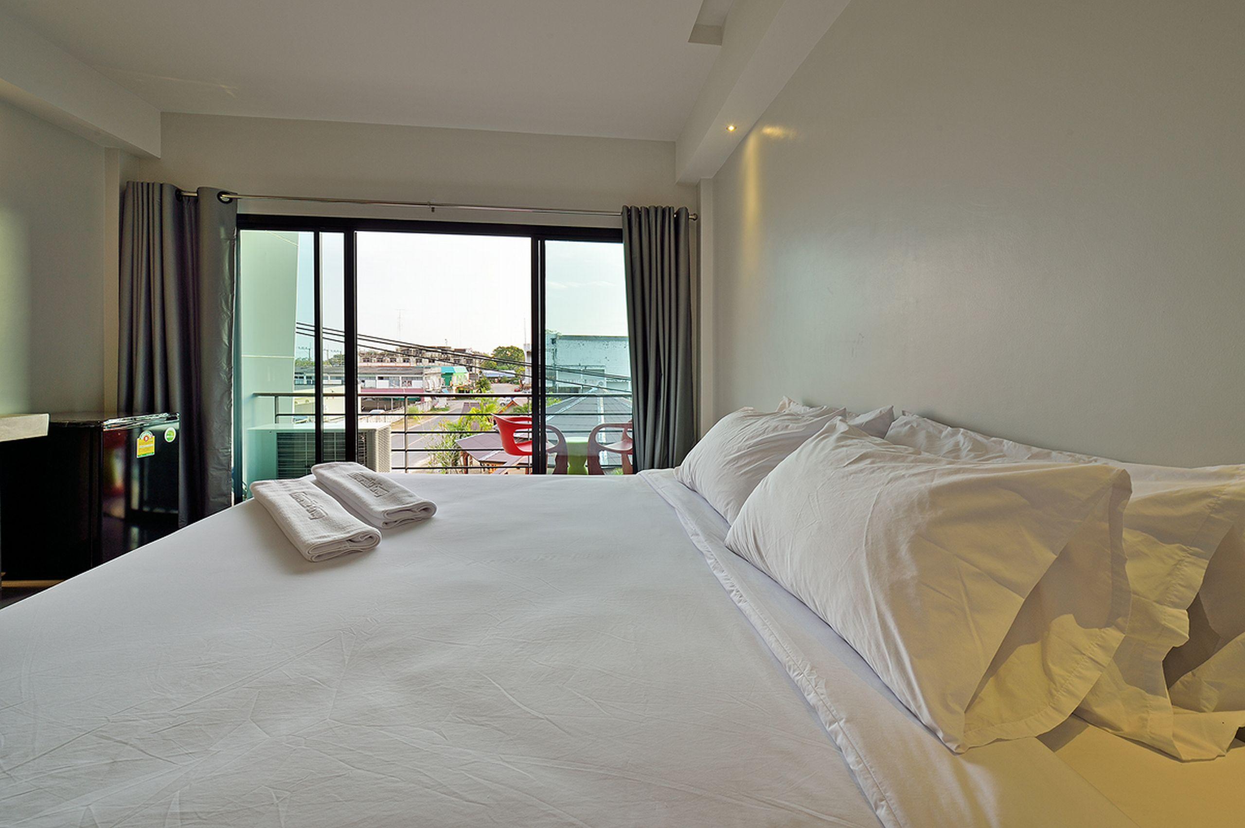 Riverside 3*