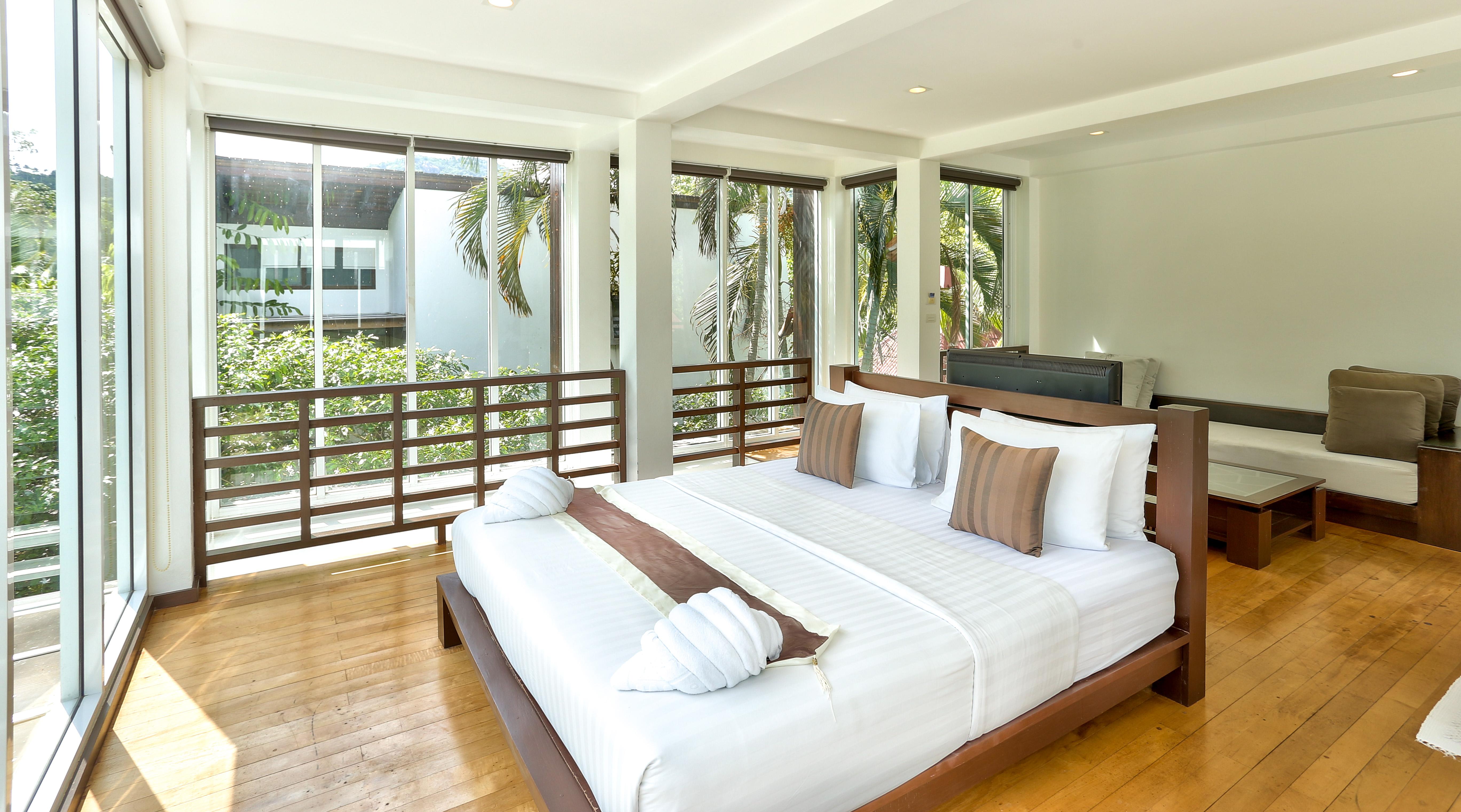 Sairee Hut Resort