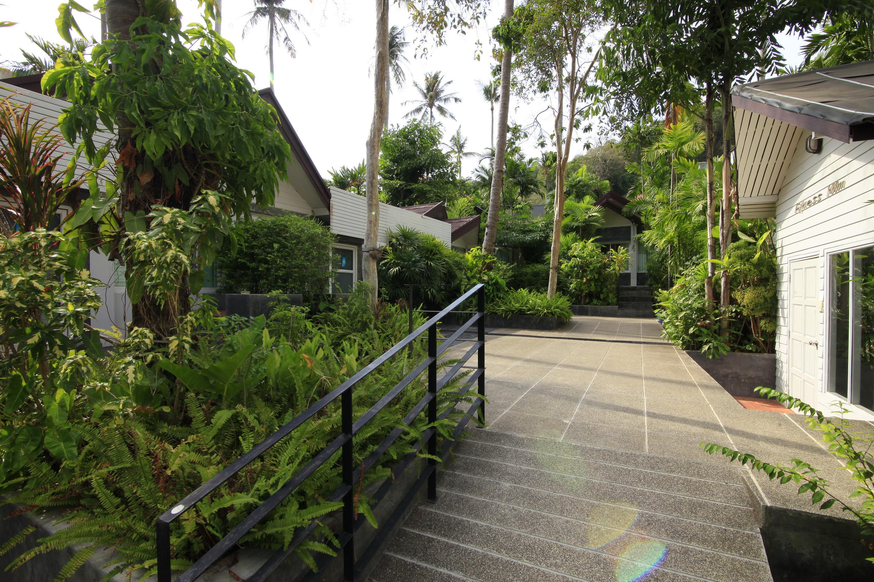 Resort Aonang Paradise Krabi 3*