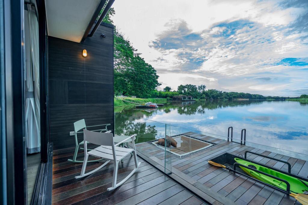 The Xcape River Kwai