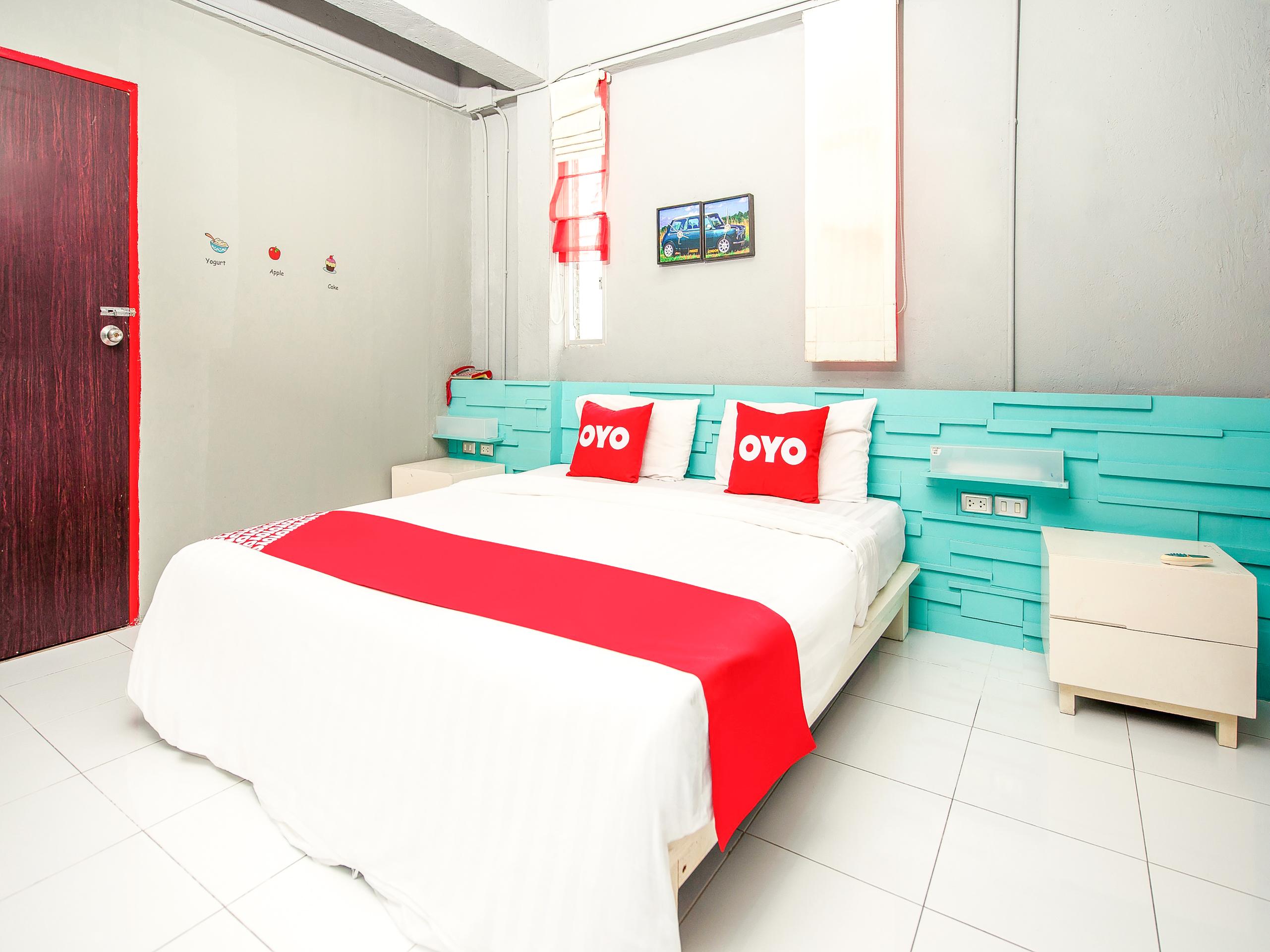 Oyo 292 The Oddy Hip 2* Patong