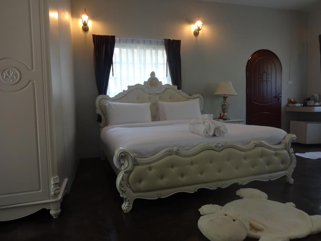 Resort Bibury 3*