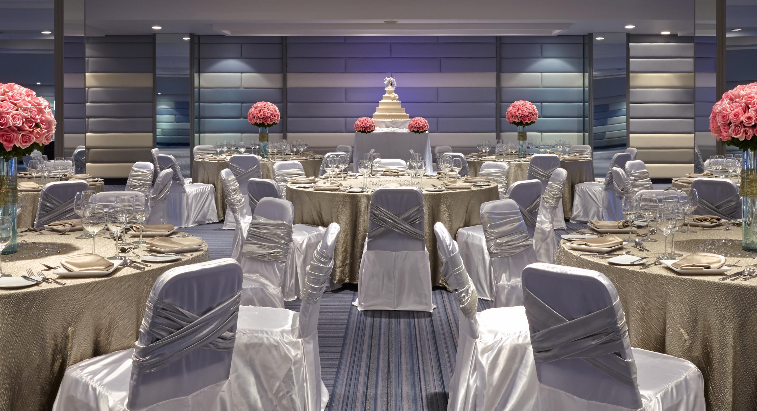 Amari United Hotel 4*