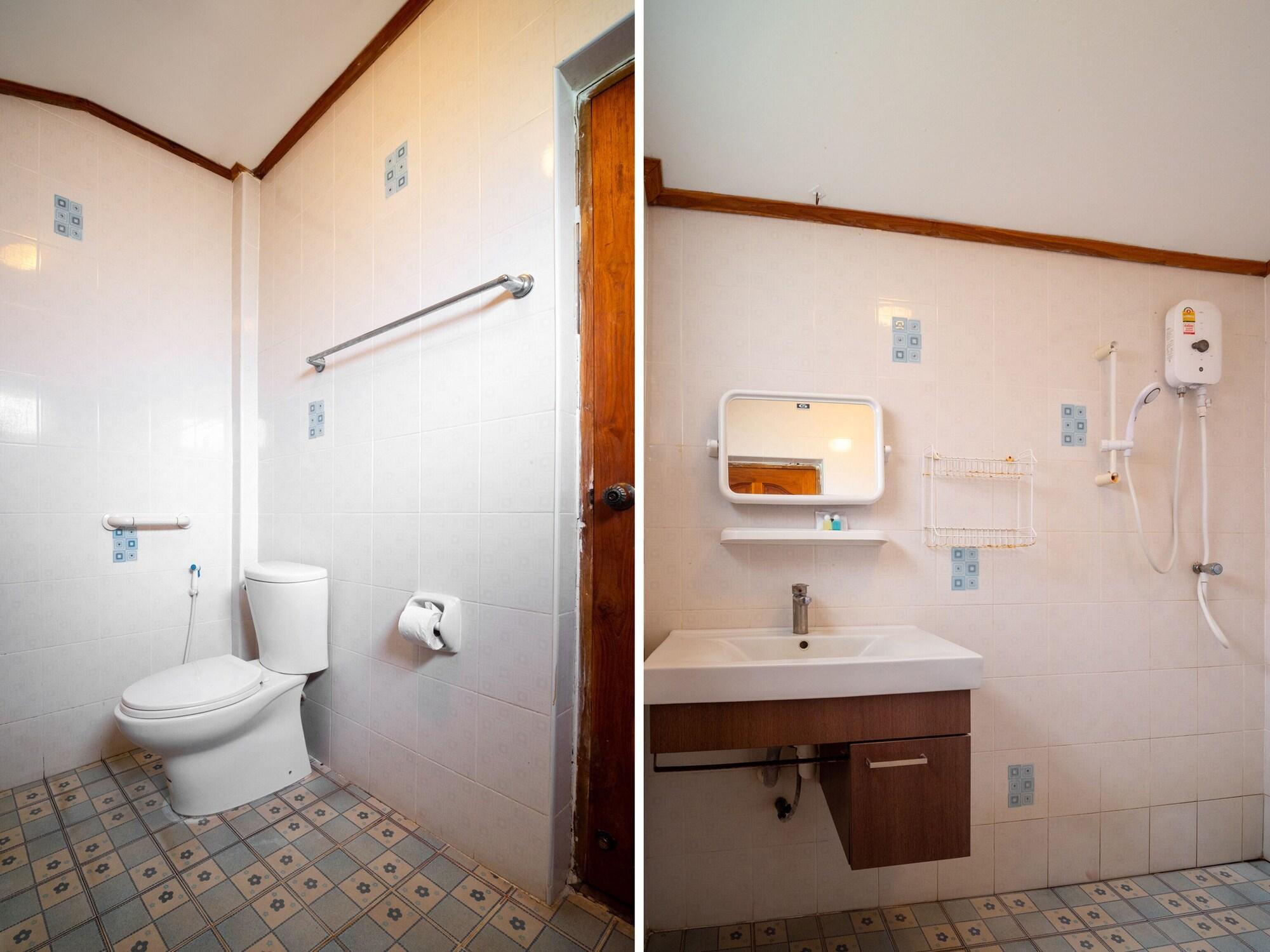 Oyo 786 Bangsaray Village Hotel