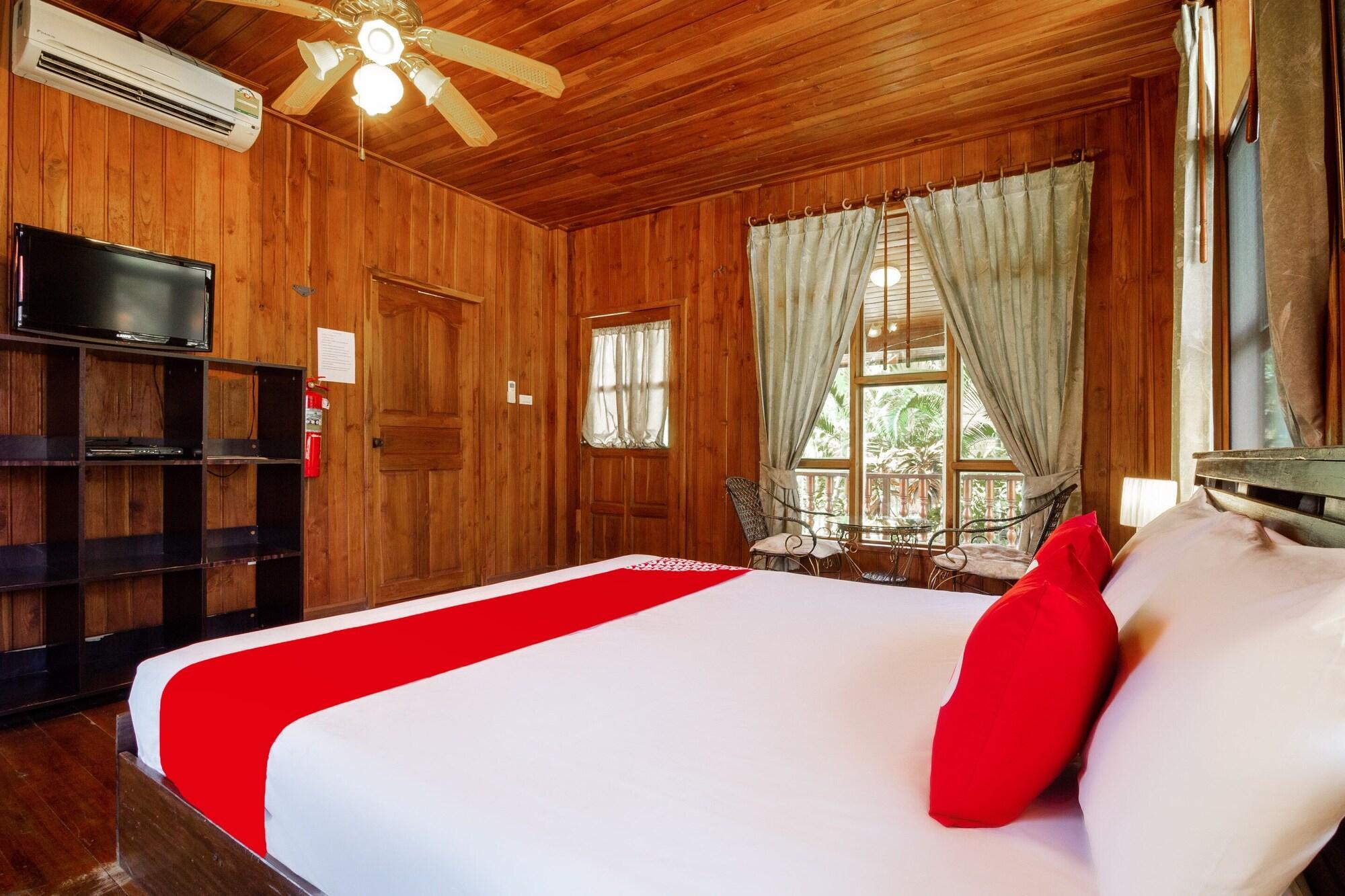 Hotel Oyo 786 Bangsaray Village 3*