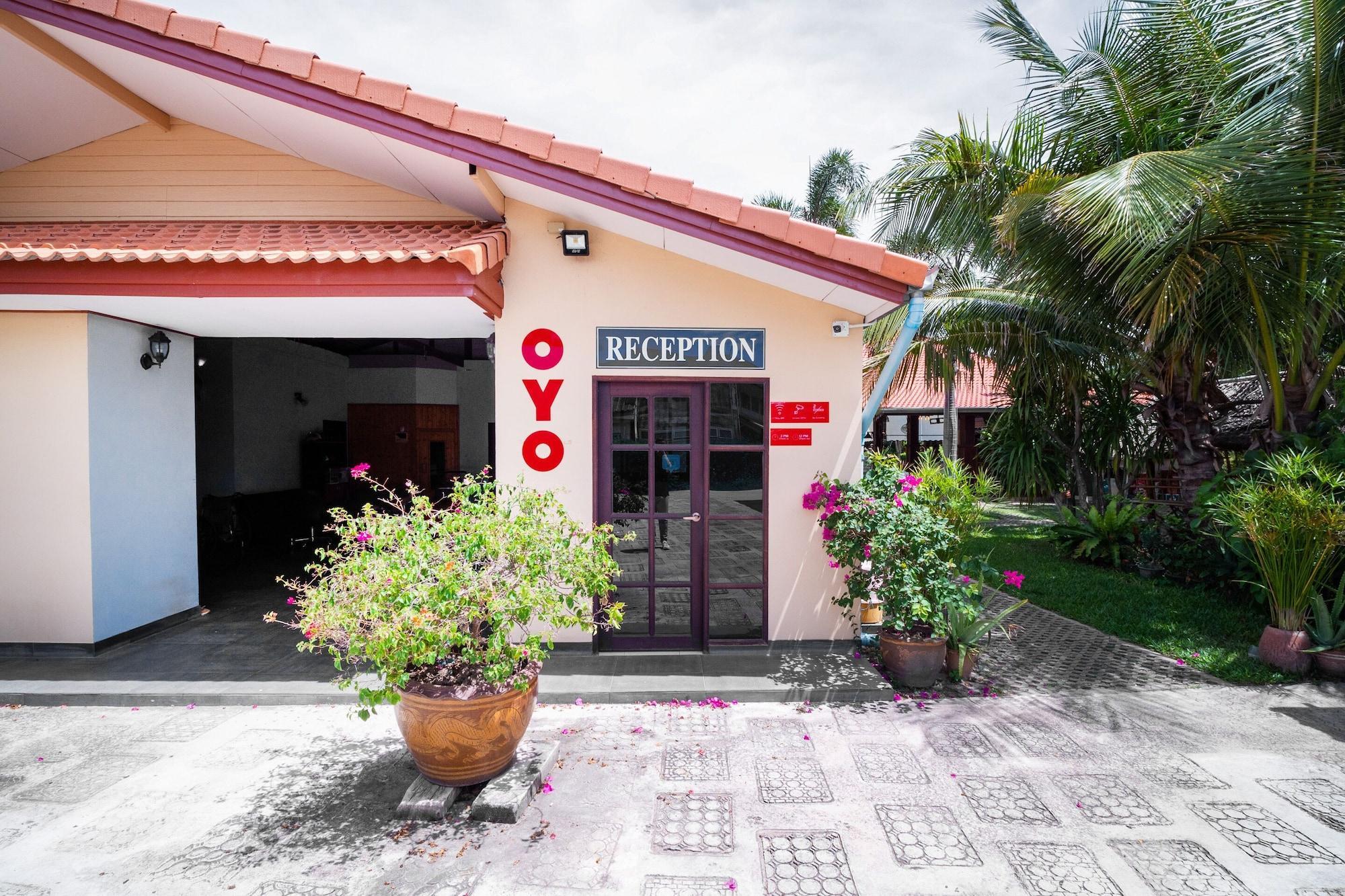 Oyo 786 Bangsaray Village Hotel Sattahip