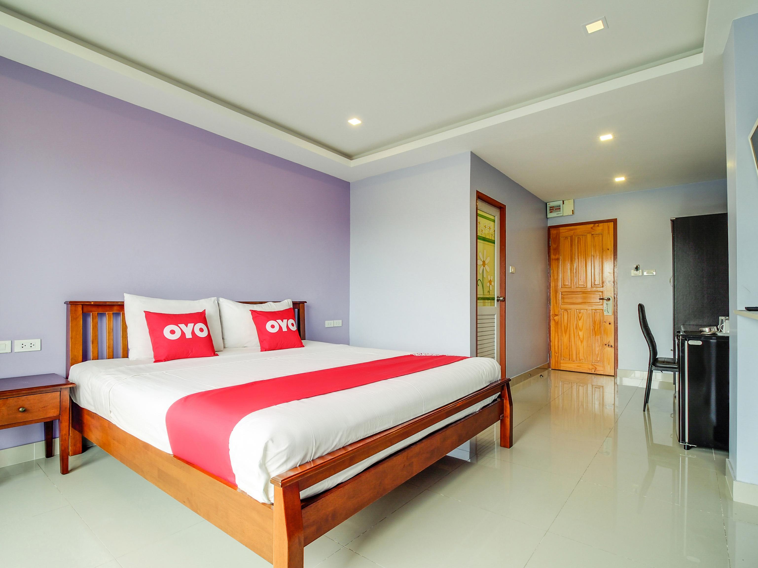 Hotel Patumnak Beach Guesthouse Pattaya