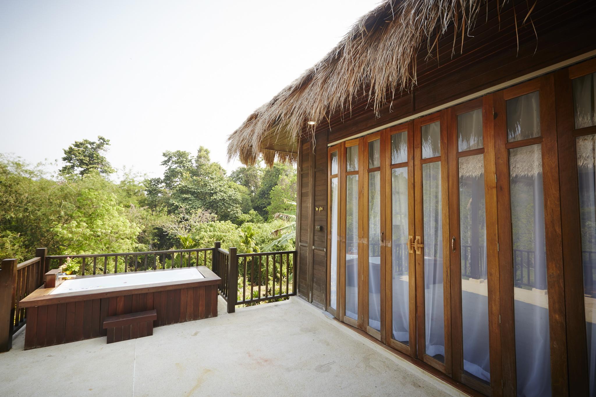 Resort Wareerak Hot Spring & Wellness- Sha Extra Khlong Thom