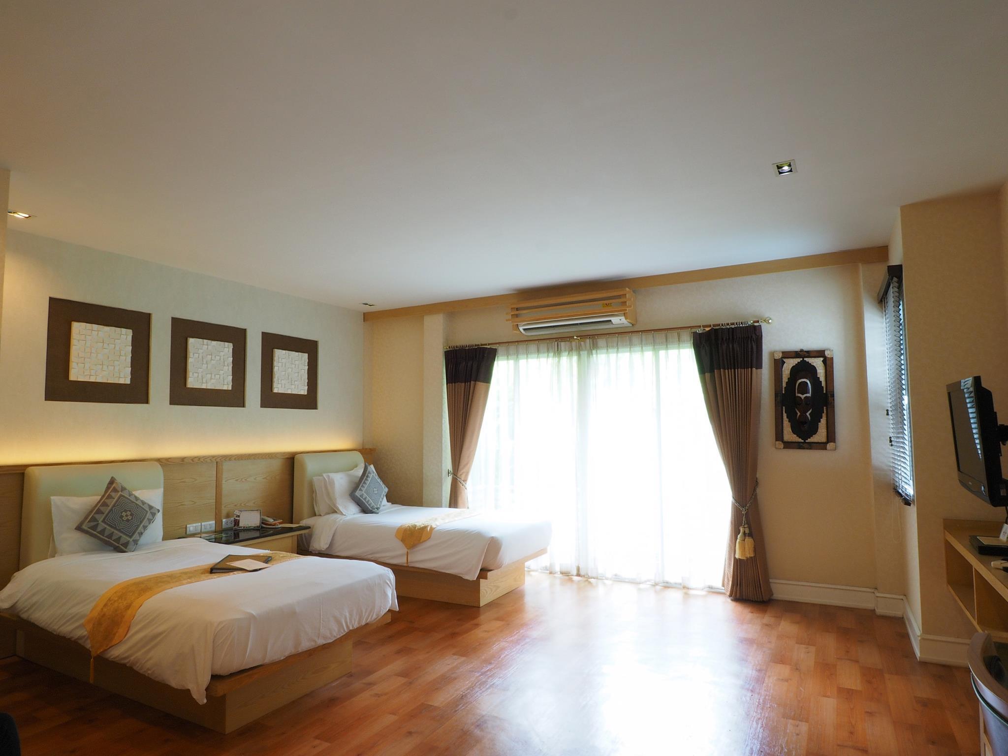 Hotel Vartika Resovilla Kuiburi 4*