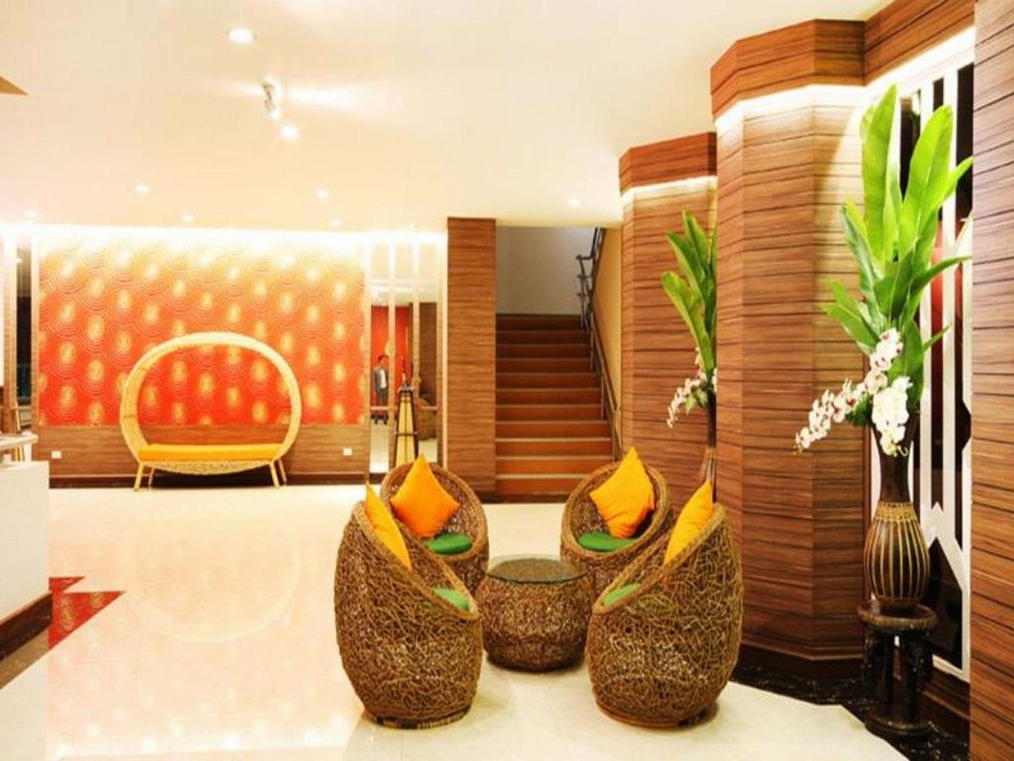 Golden Hotel Cha-Am
