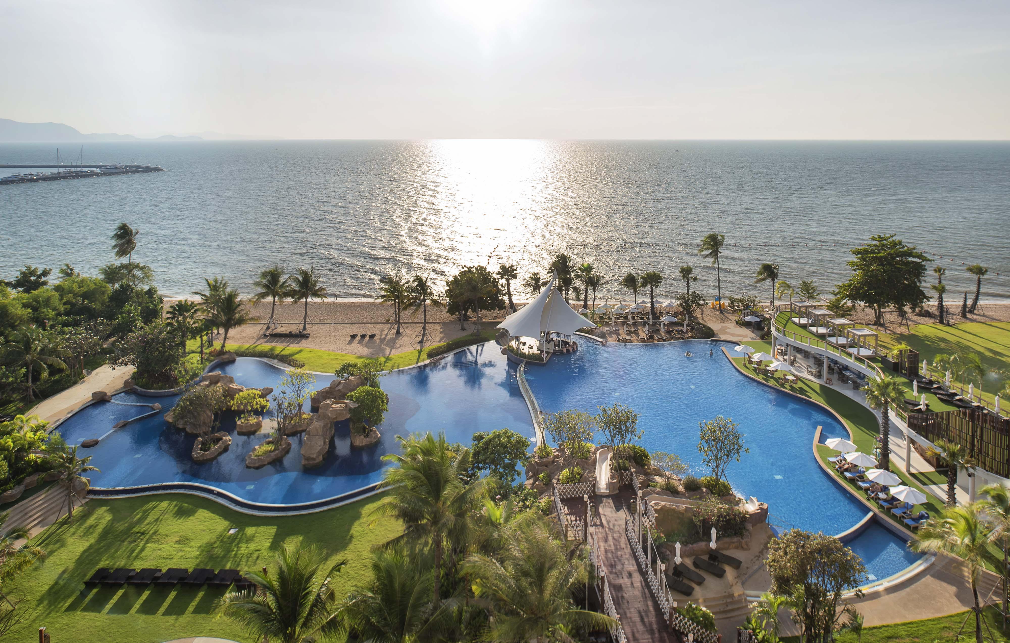 White Residences Pattaya