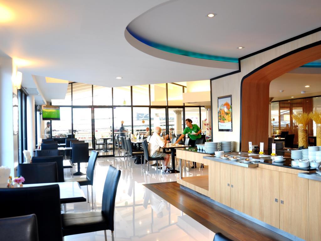 Flipper - Sha Extra Hotel 3*
