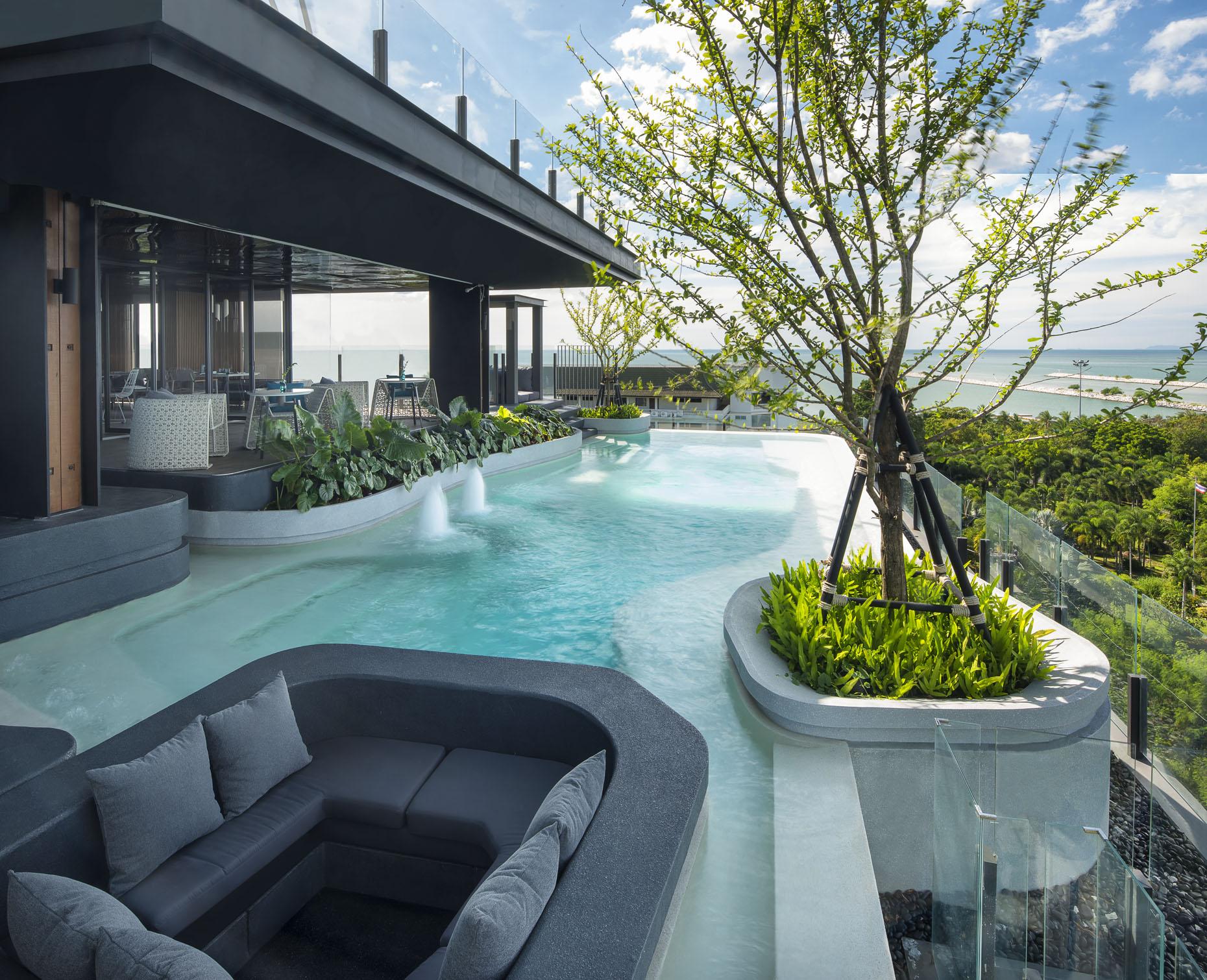 Hotel Cross Vibe Pattaya Seaphere - Formerly X2 Vibe Pattaya Seaphere
