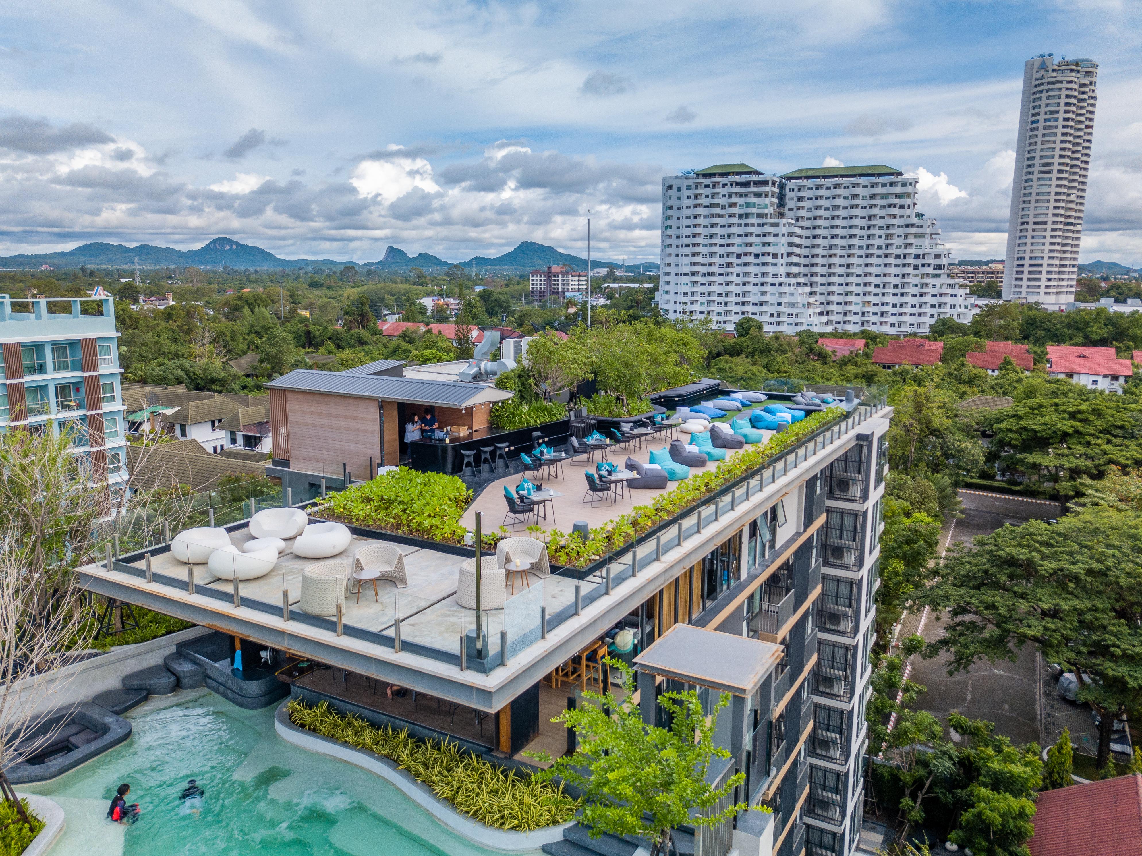 Cross Vibe Pattaya Seaphere - Formerly X2 Vibe Pattaya Seaphere Hotel
