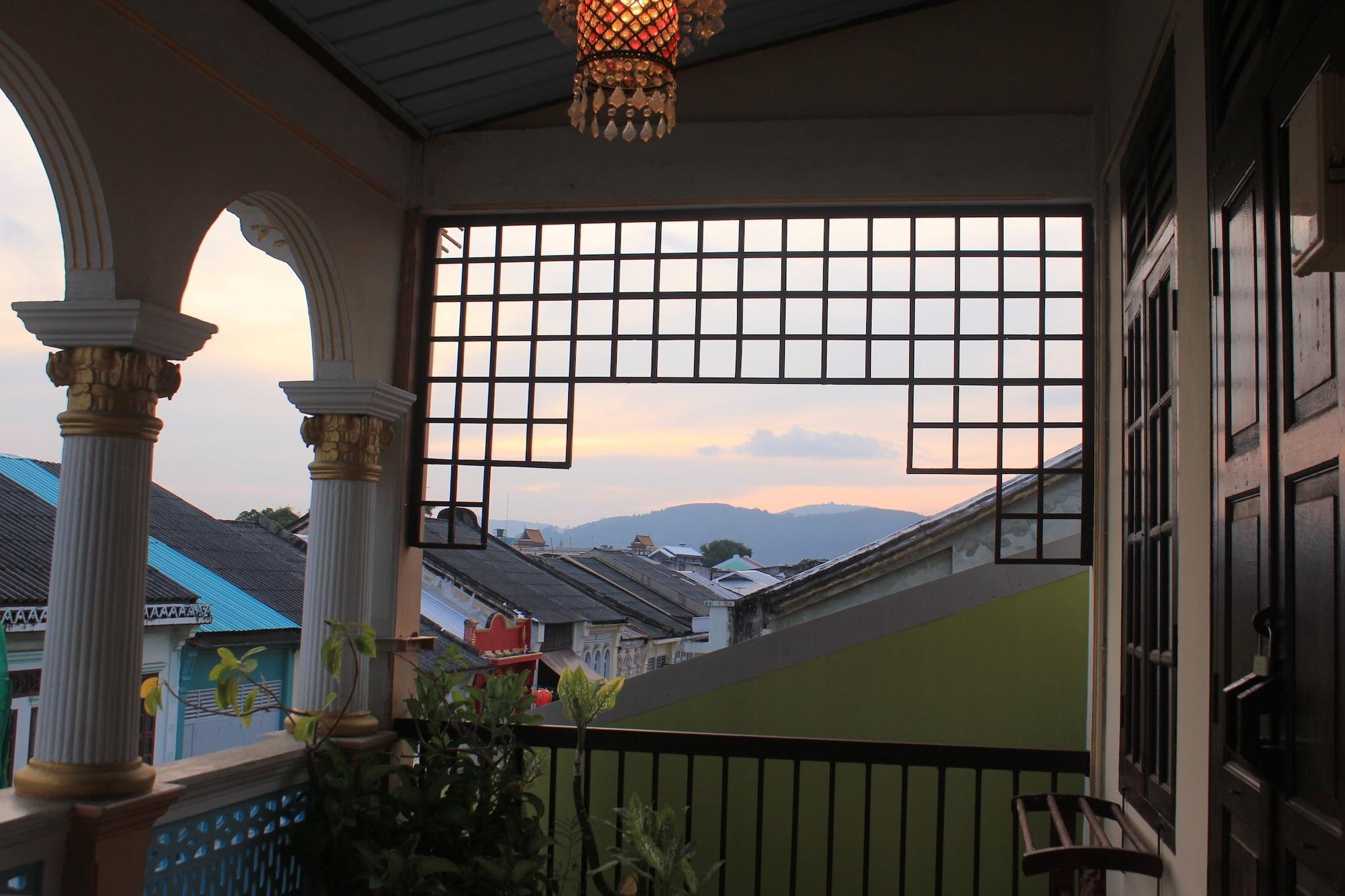 Guest house Thalang *