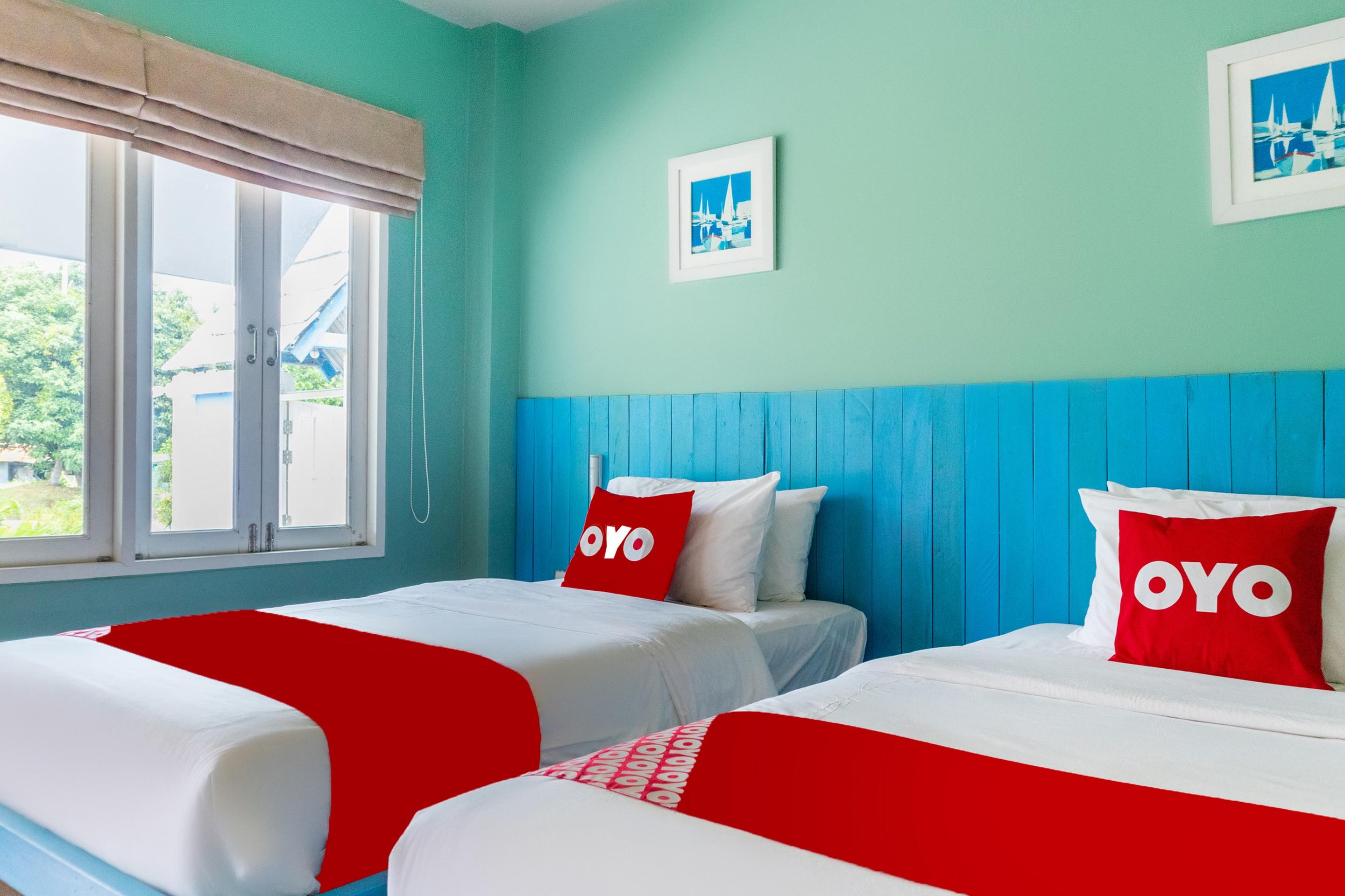 Oyo 929 100 Boutique Hotel 2*