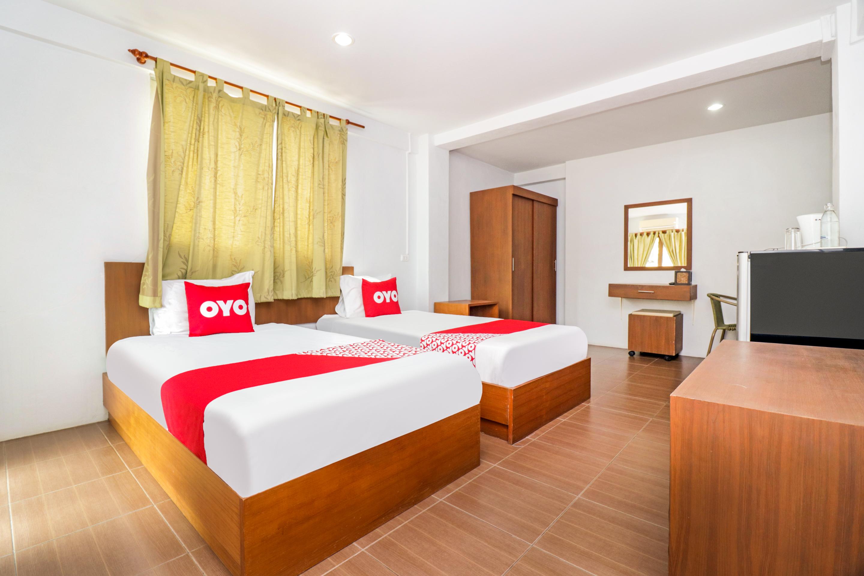 Oyo 227 Suchaya House Hotel 3*