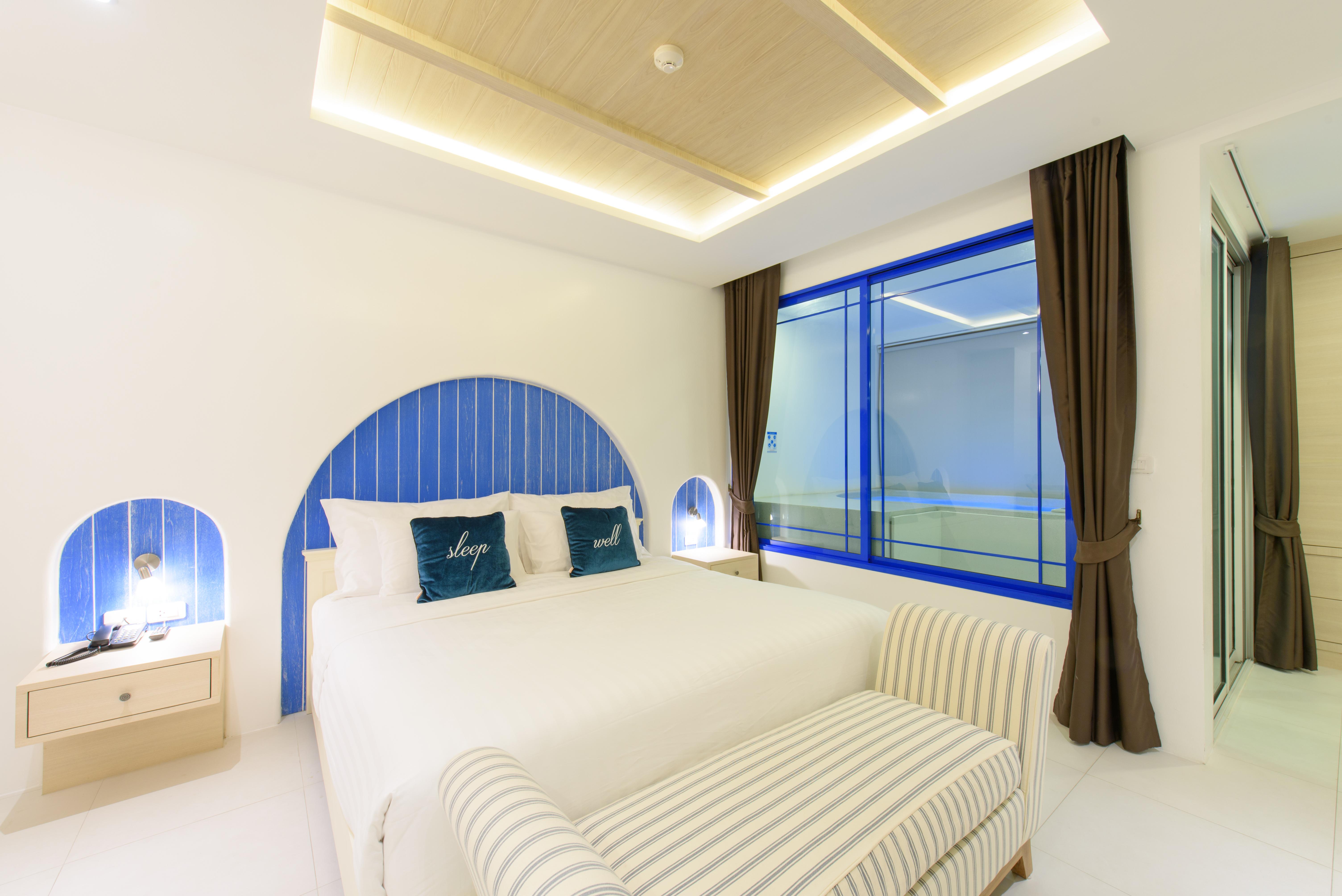 Costa Village Bangsaray Hotel 4*