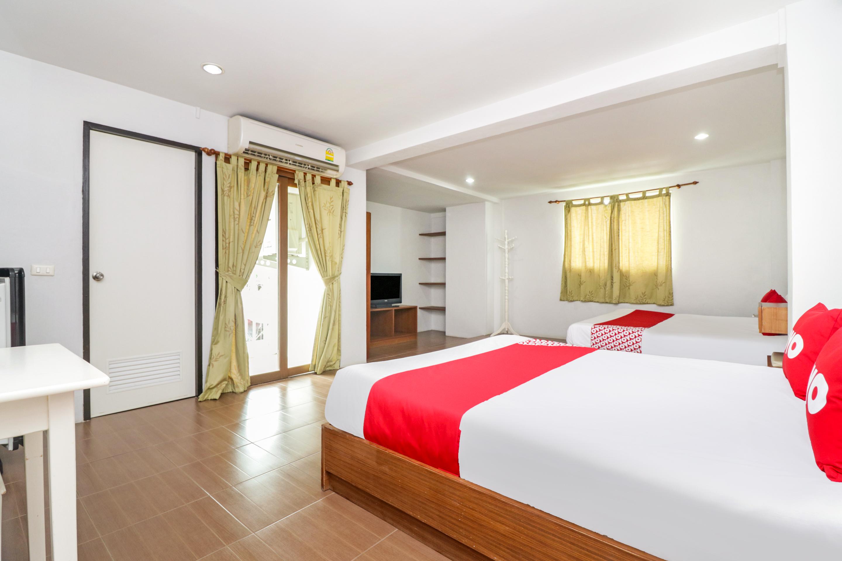 Oyo 227 Suchaya House 3*