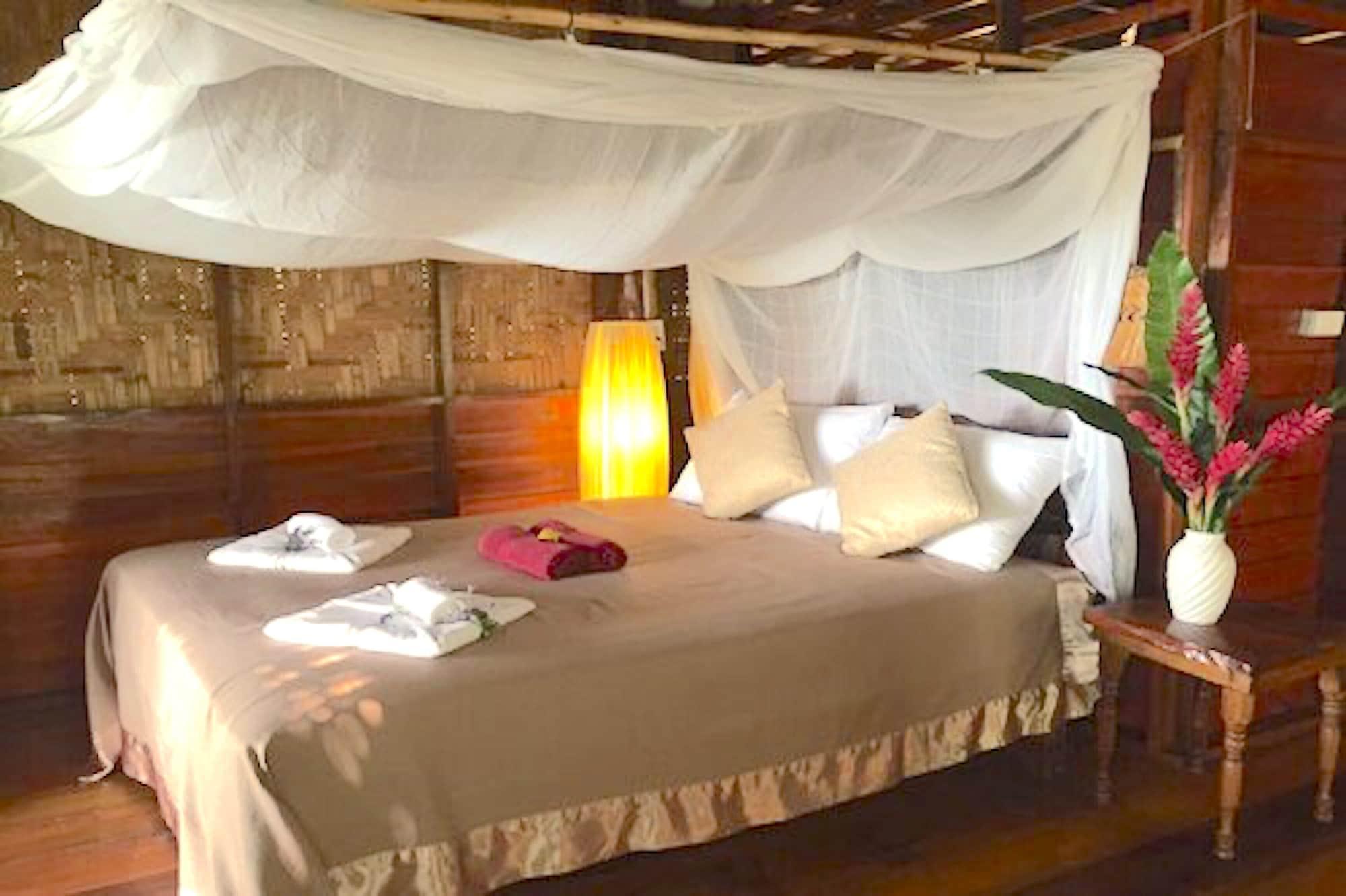 Homestay Banyan Bay Villas Koh Jum