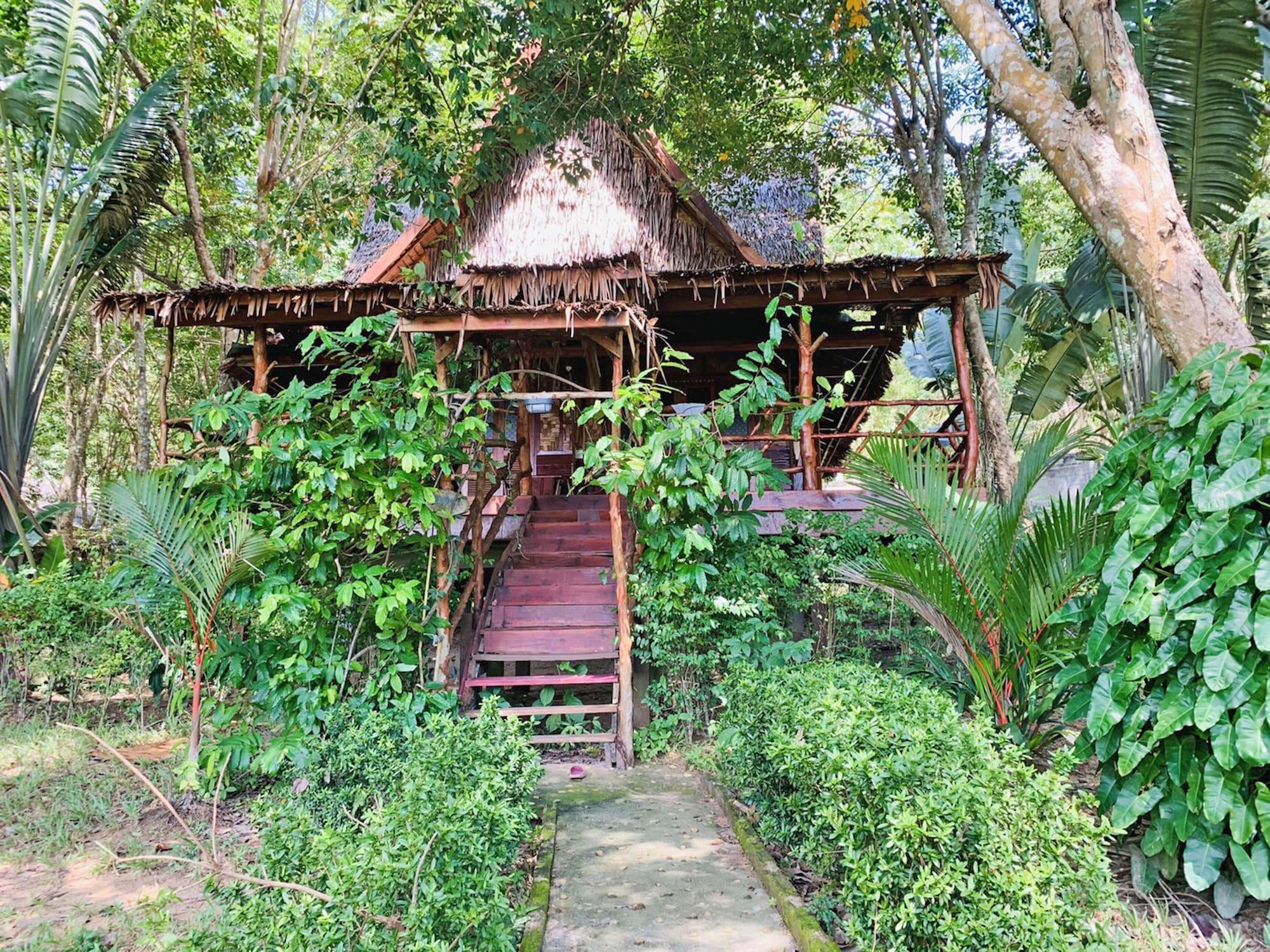 Banyan Bay Villas Koh Jum