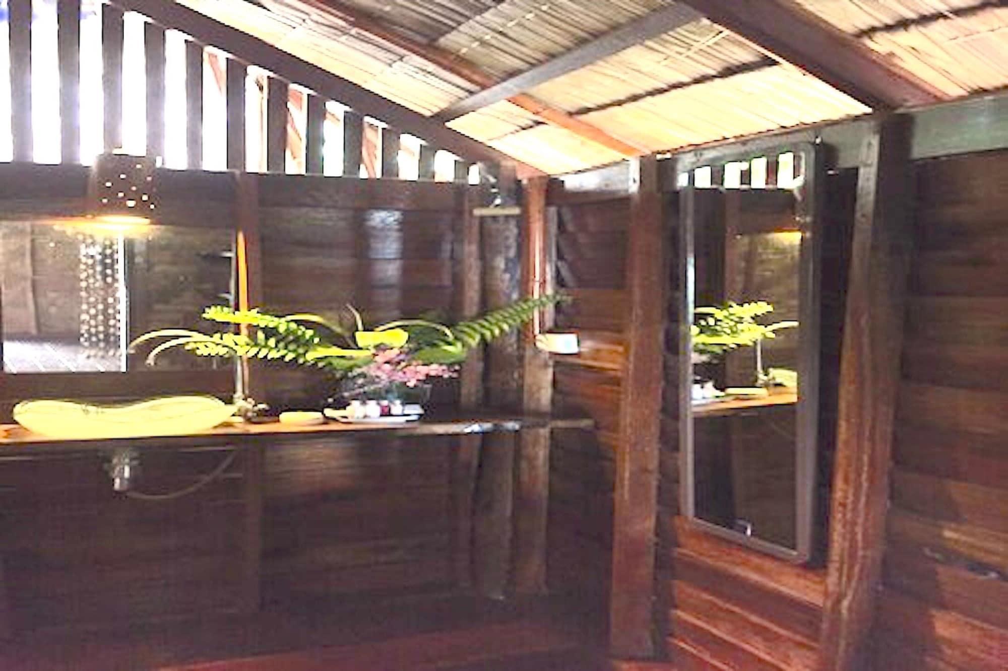 Banyan Bay Villas Homestay
