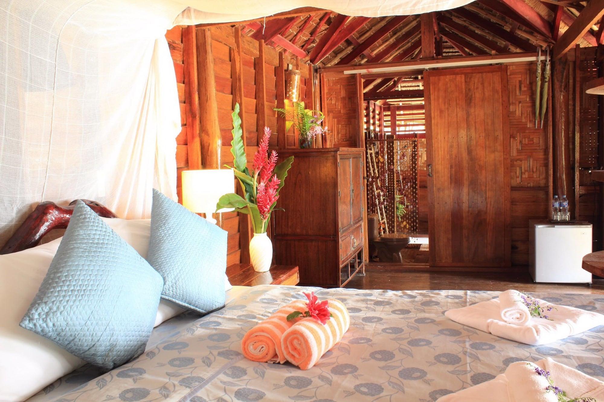 Banyan Bay Villas Homestay Koh Jum
