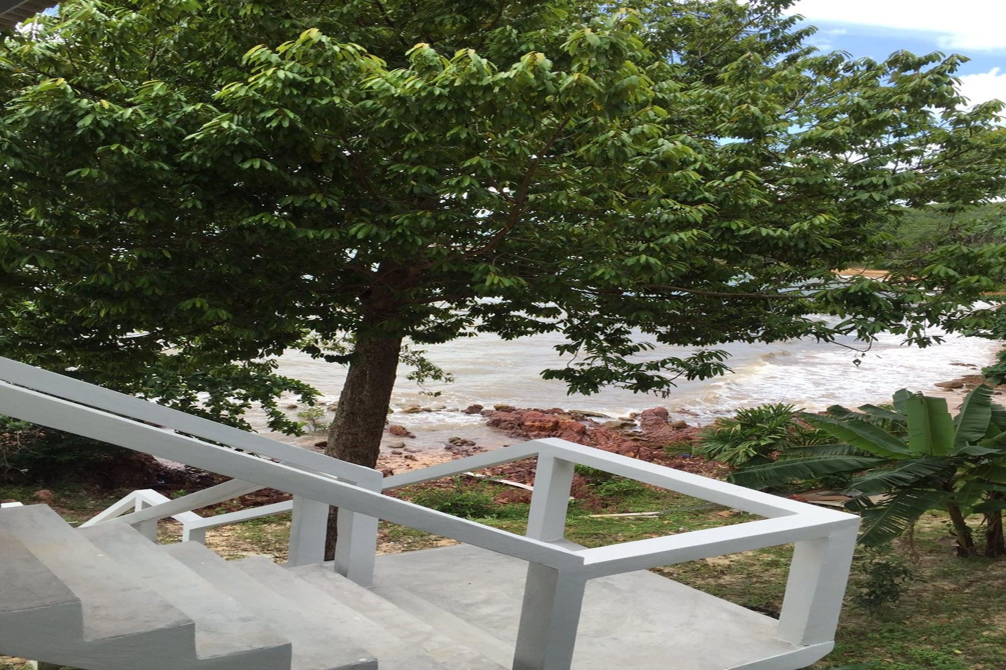 Banyan Bay Villas Koh Jum