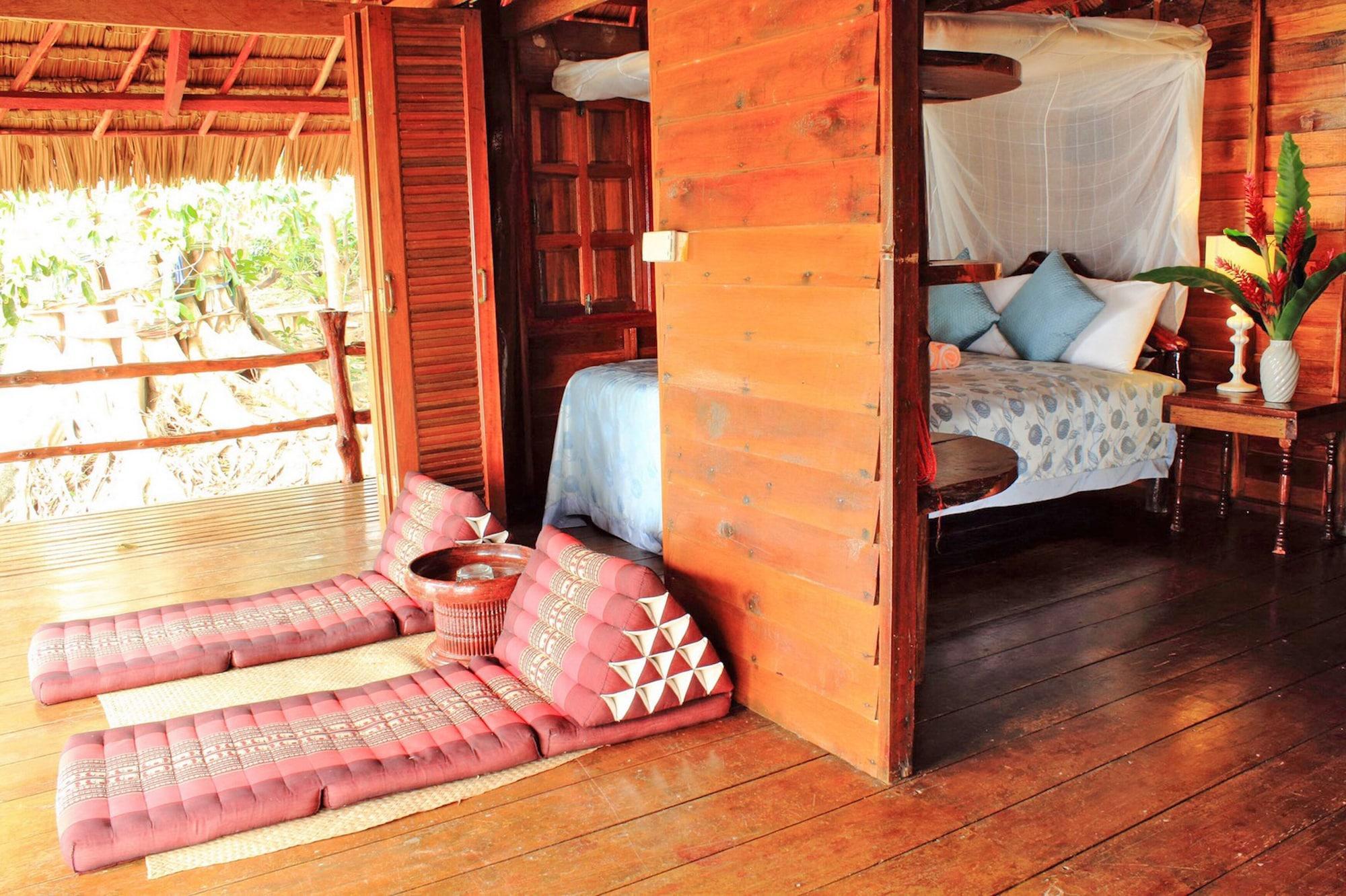 Homestay Banyan Bay Villas