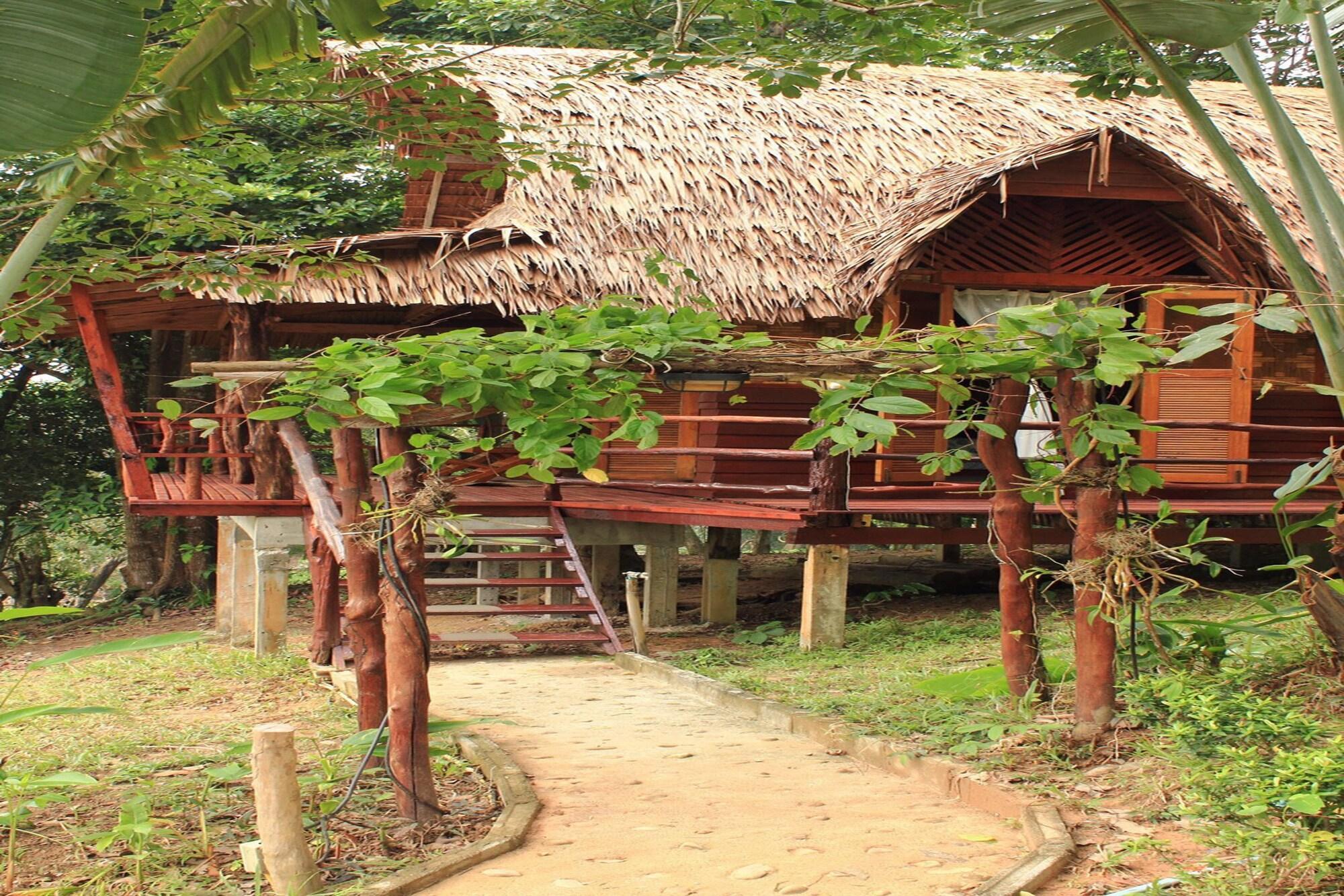 Homestay Banyan Bay Villas Koh Jum