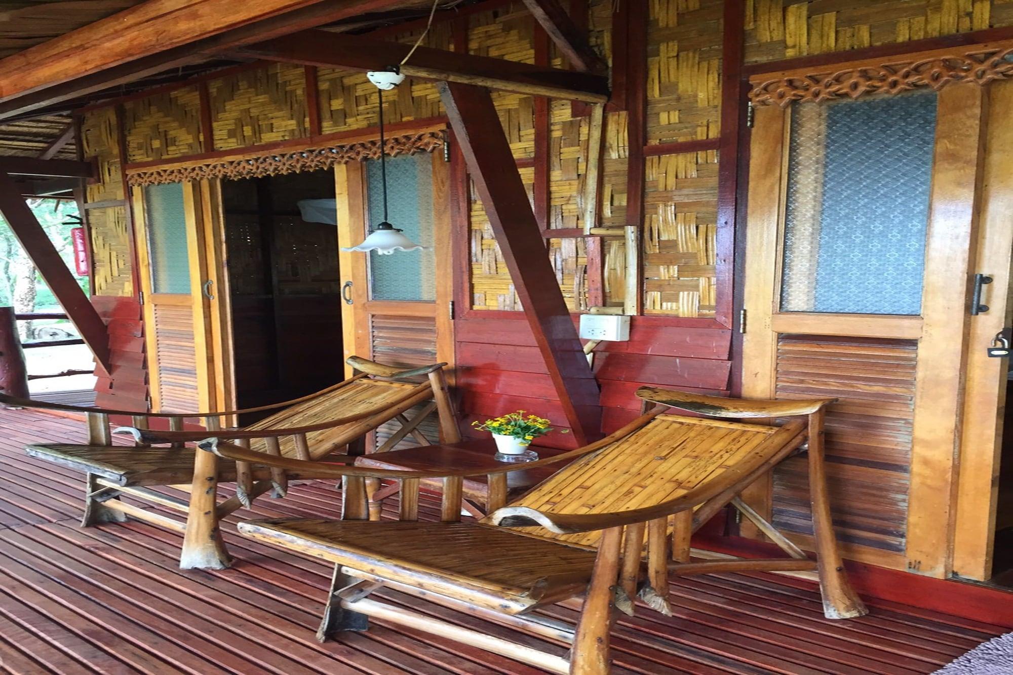 Banyan Bay Villas Homestay Koh Jum