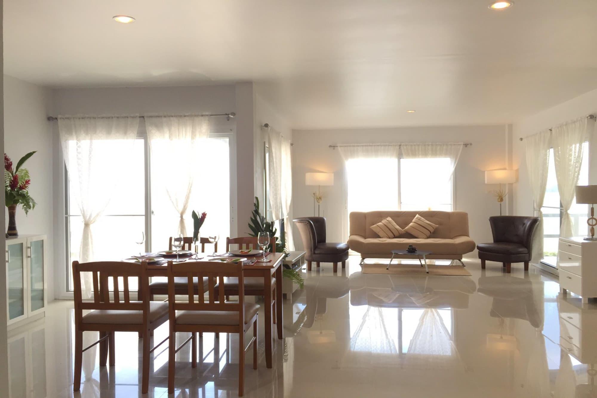 Banyan Bay Villas *