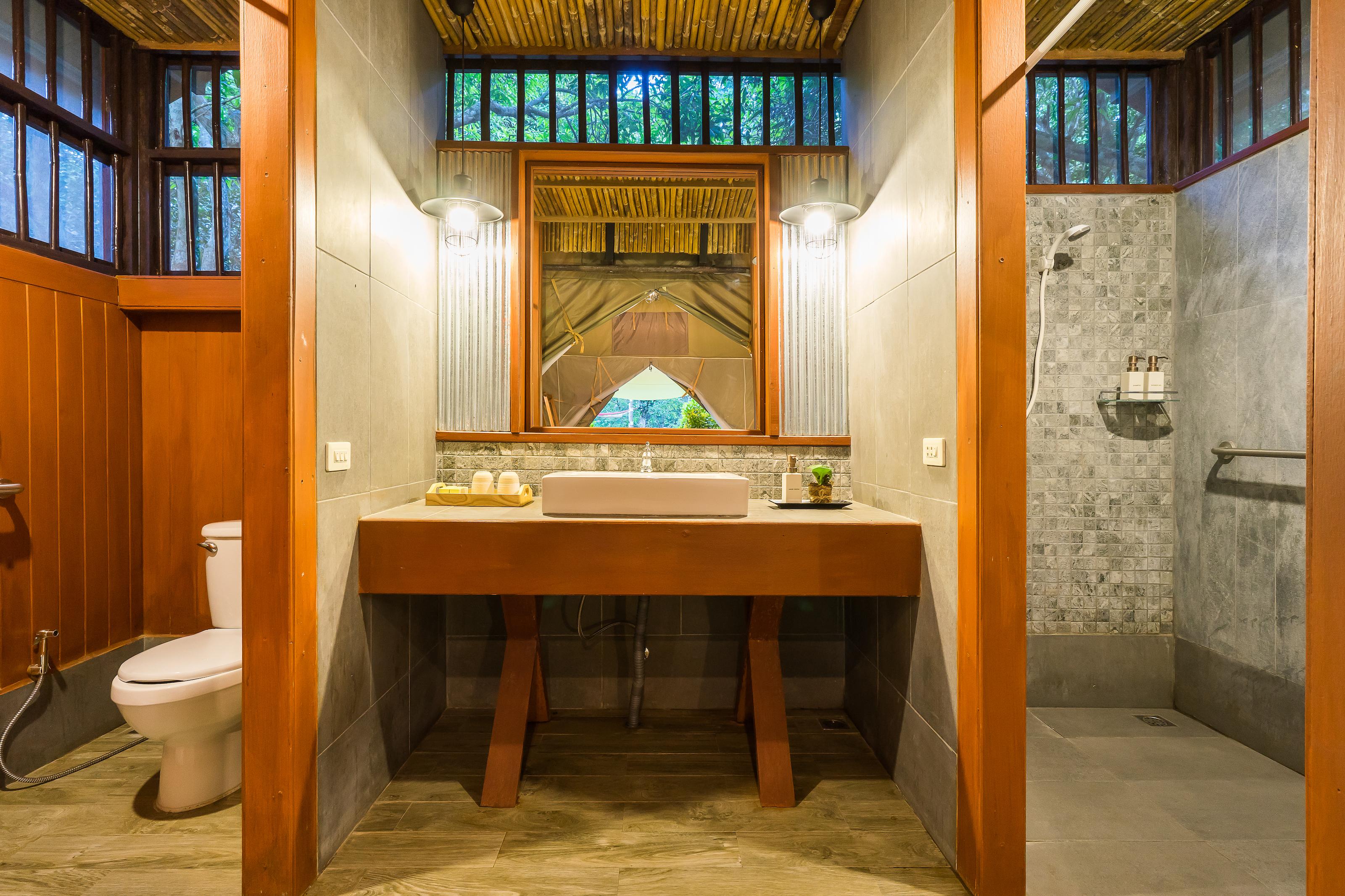 Resort Hintok River Camp Sai Yok