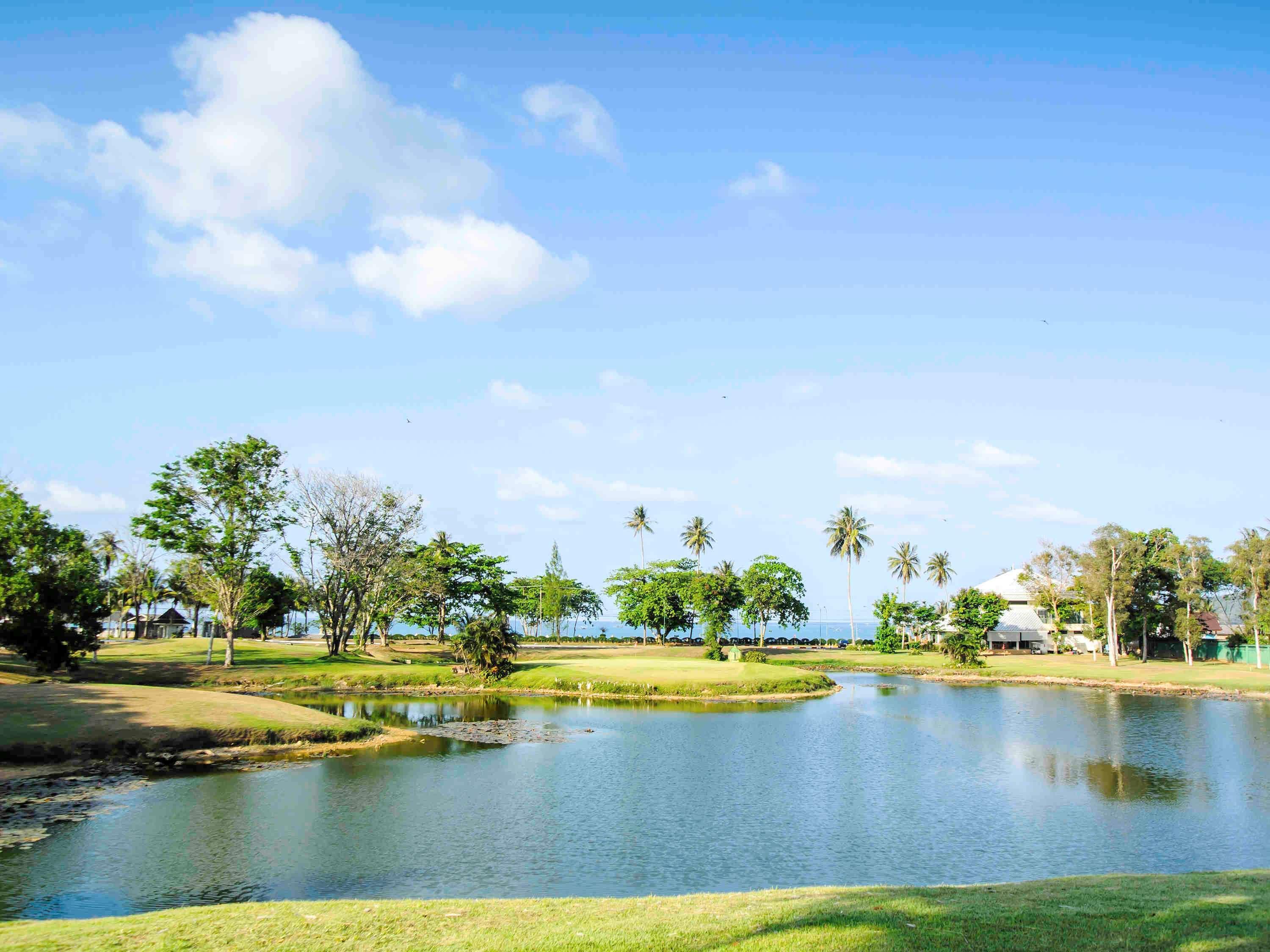 Hotel The Nouveau And Golf 4*