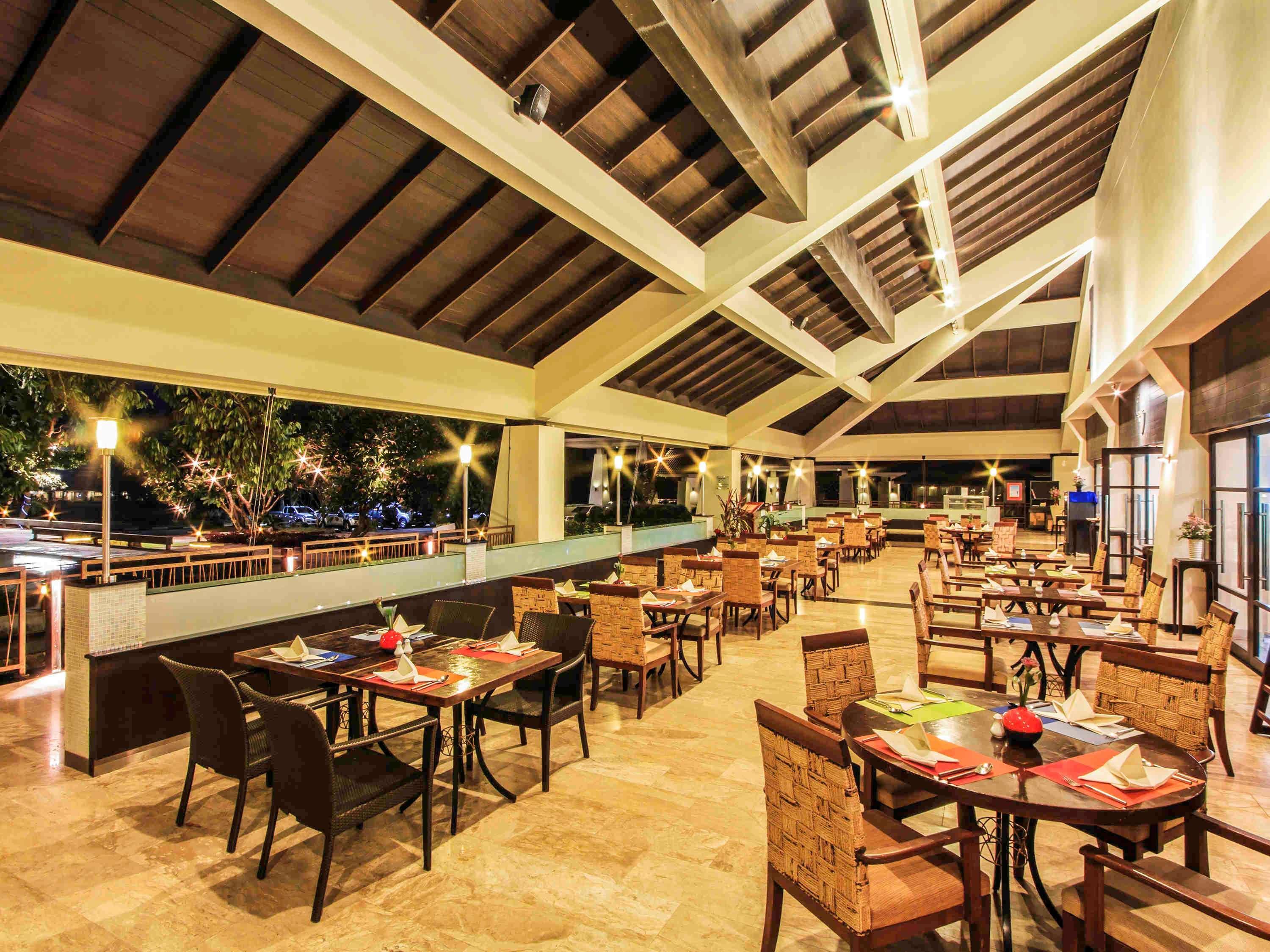 The Nouveau And Golf Hotel Chumphon