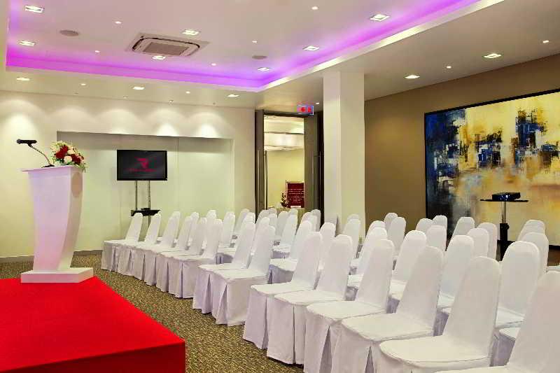 Red Planet Yai Sha Extra Hotel