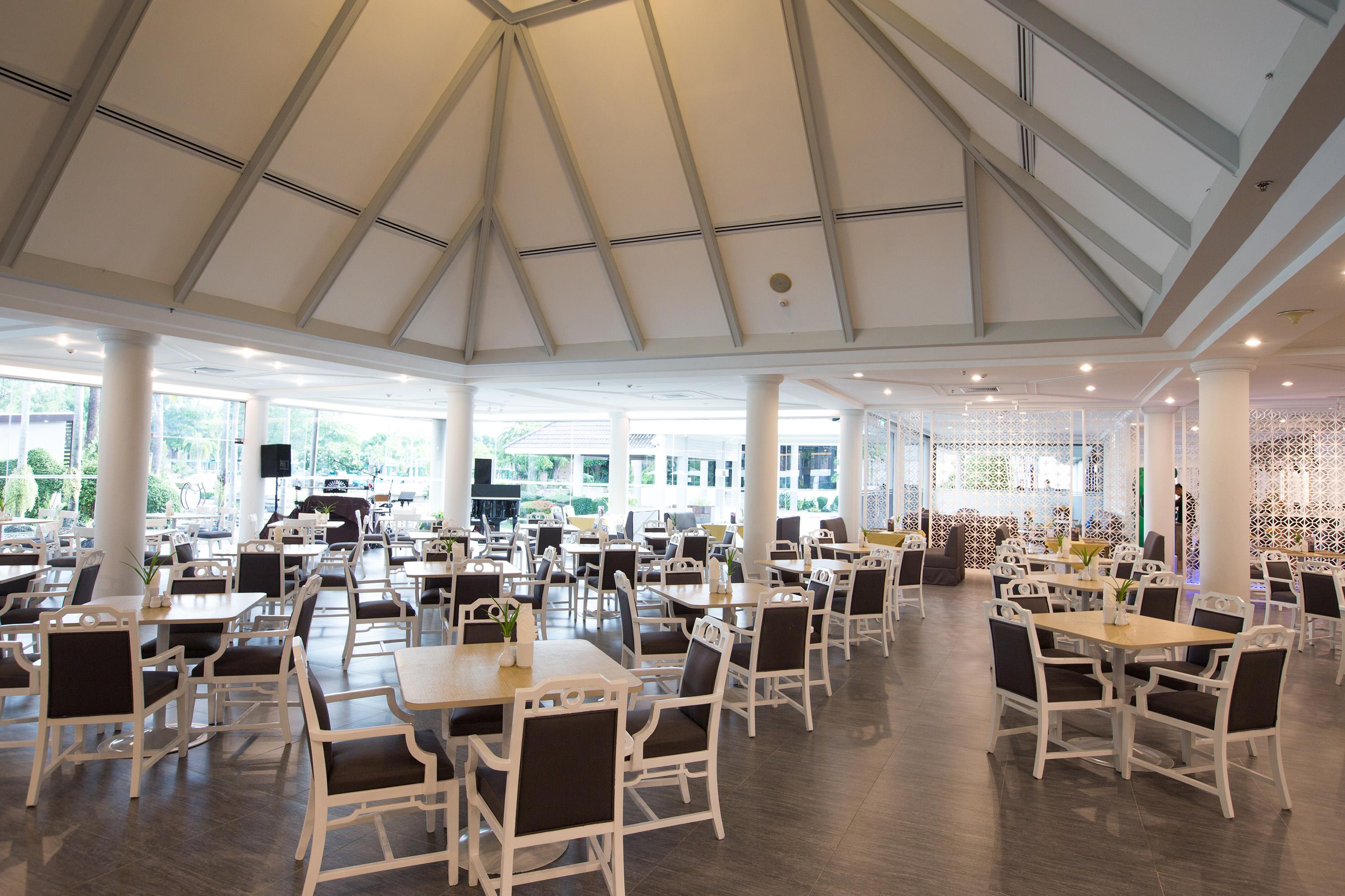 The Imperial & Convention Centre Hotel
