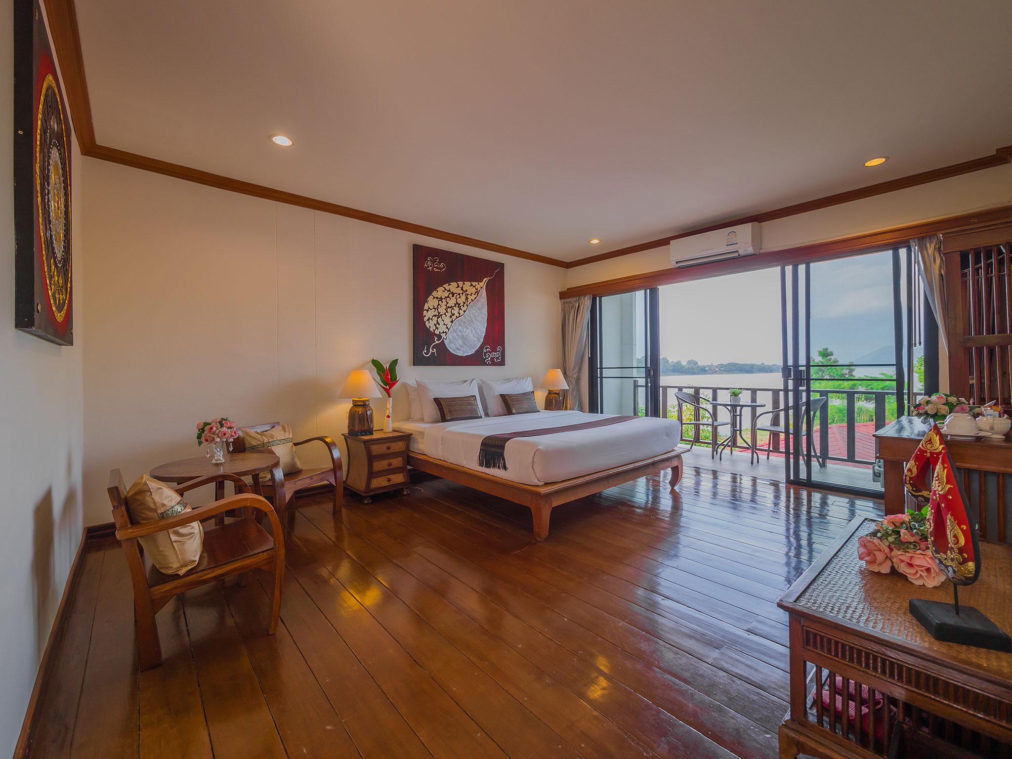 Resort Chiangkhan River Mountain 4*