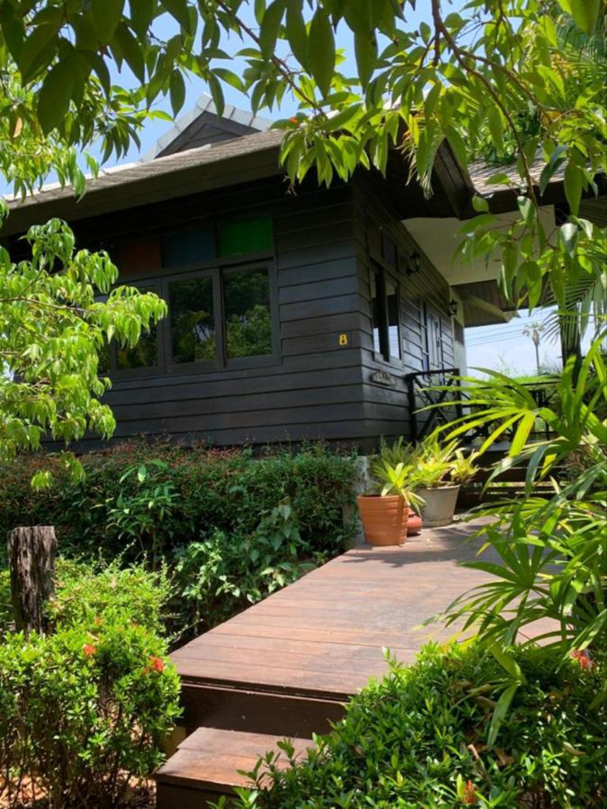 Baan Chai Thung 3*