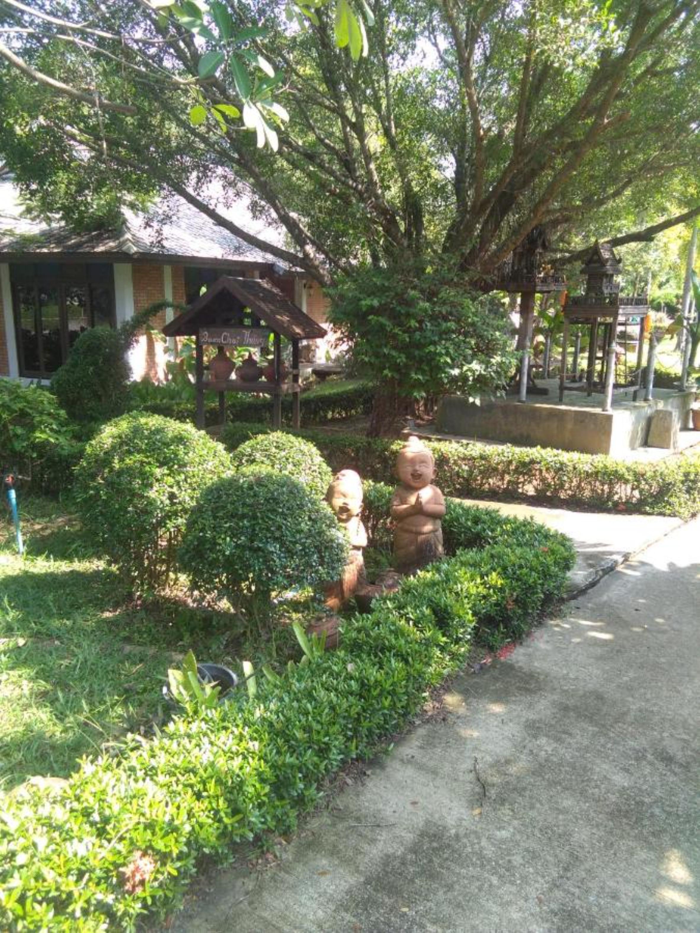 Baan Chai Thung Resort 3*