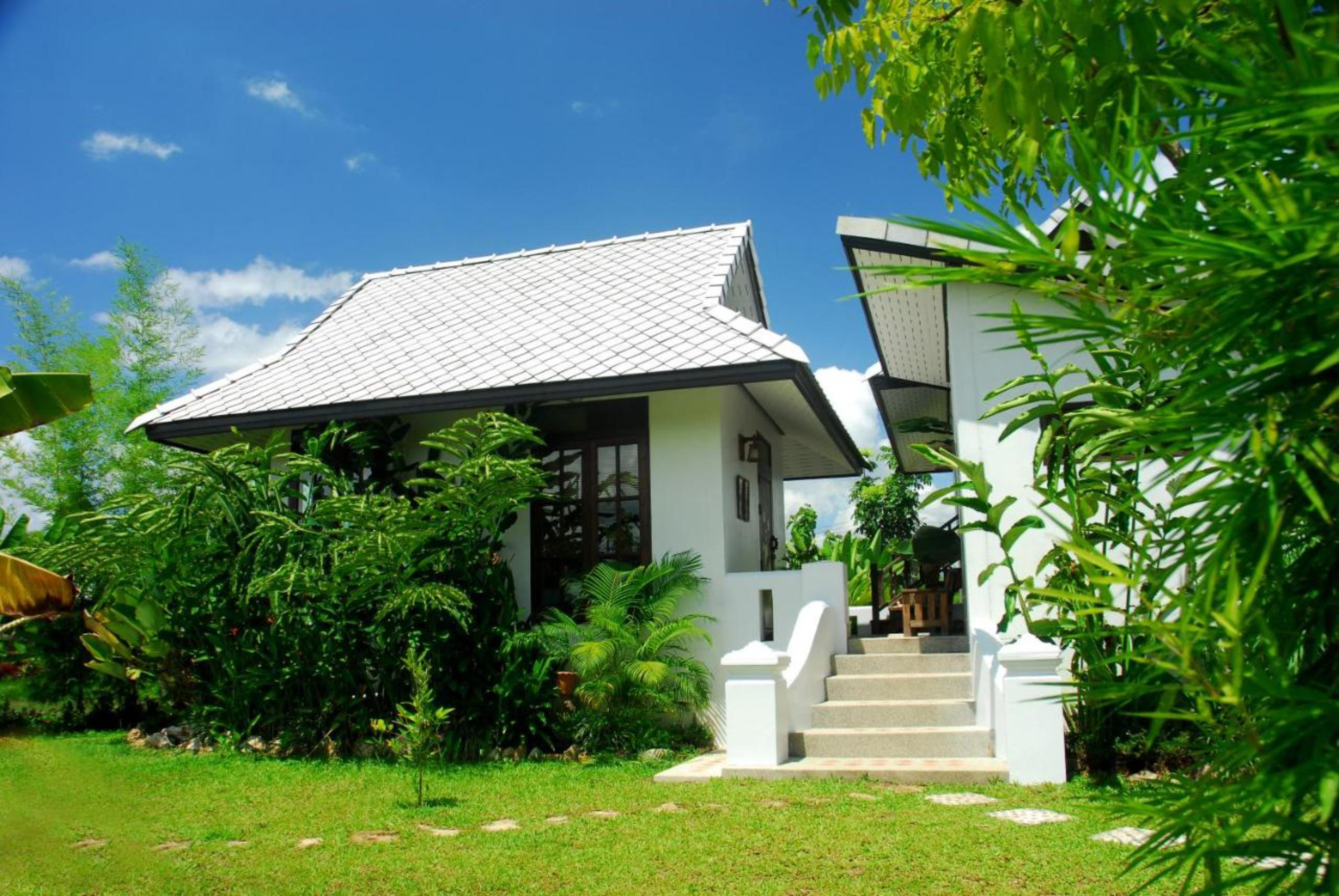 Baan Chai Thung Resort 3*