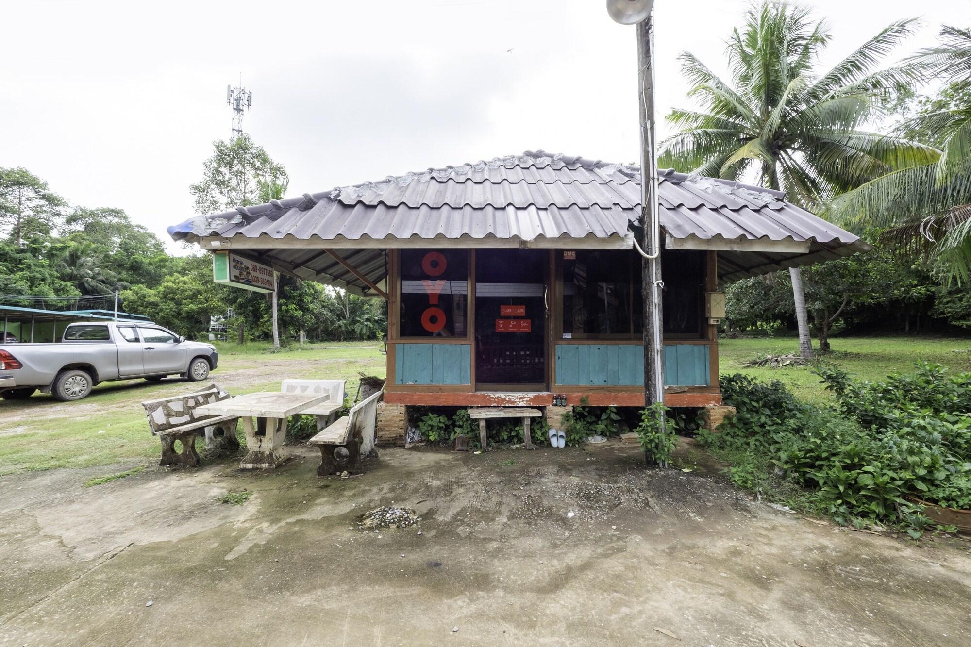 Hotel Oyo 1149 2*