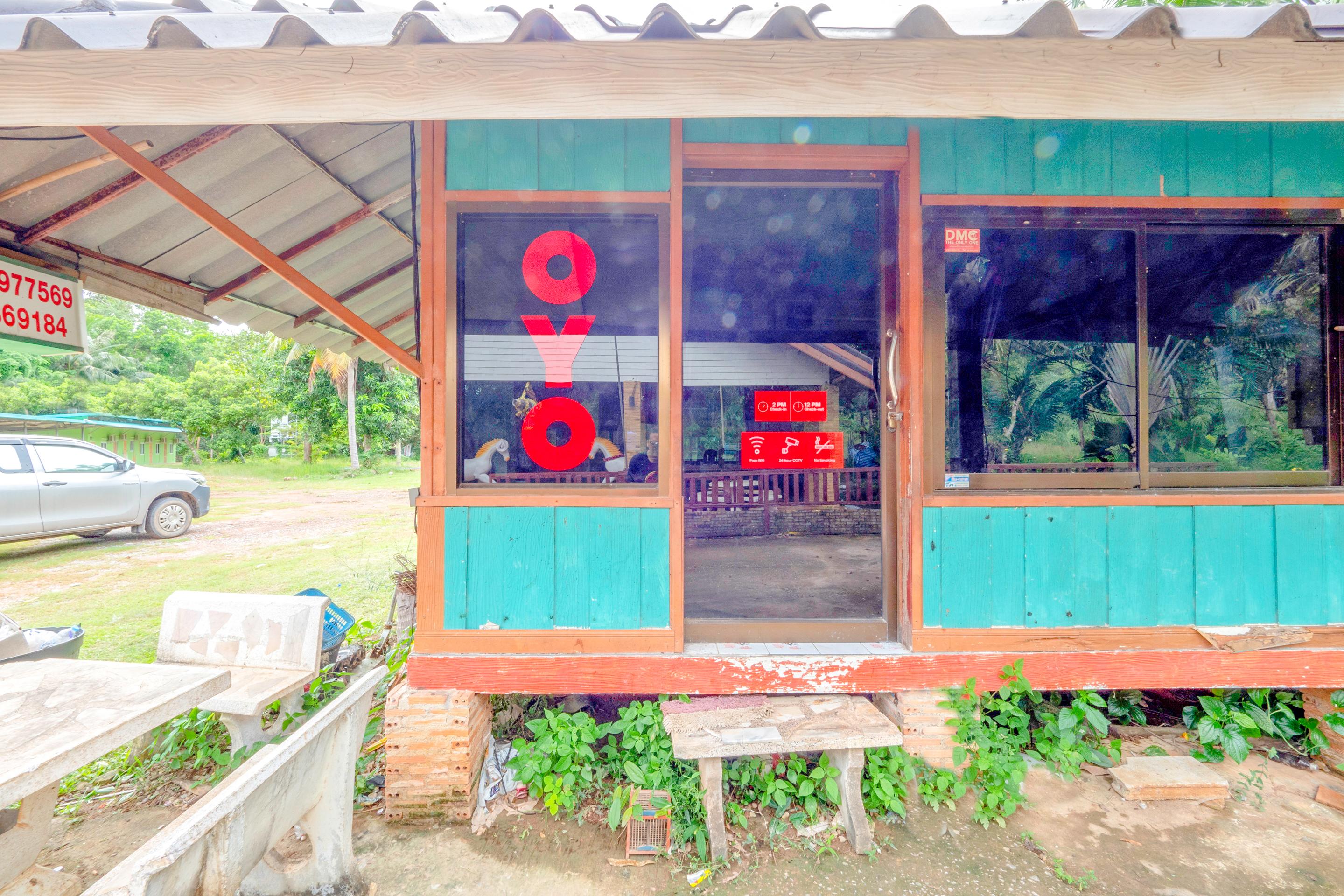 Hotel Oyo 1149 2*