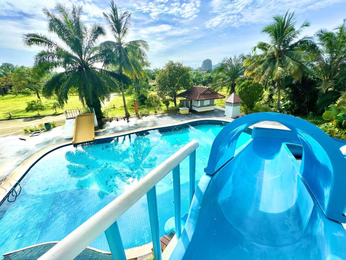 Pn Mountain And Krabi 3*