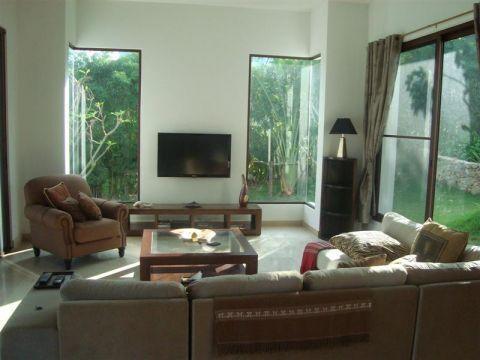 Villa Frangipani