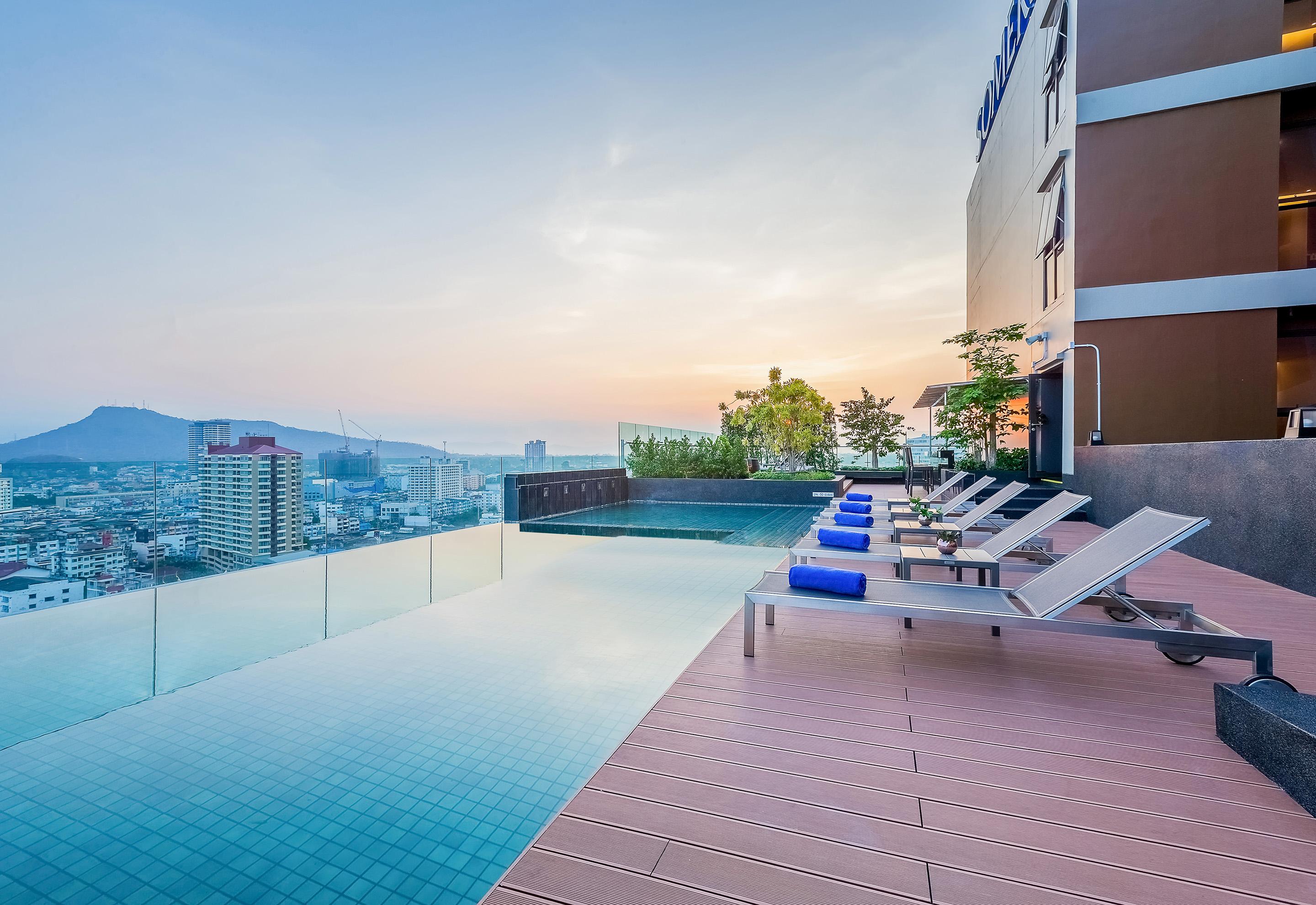 Somerset Harbourview Sri Racha Apartment *