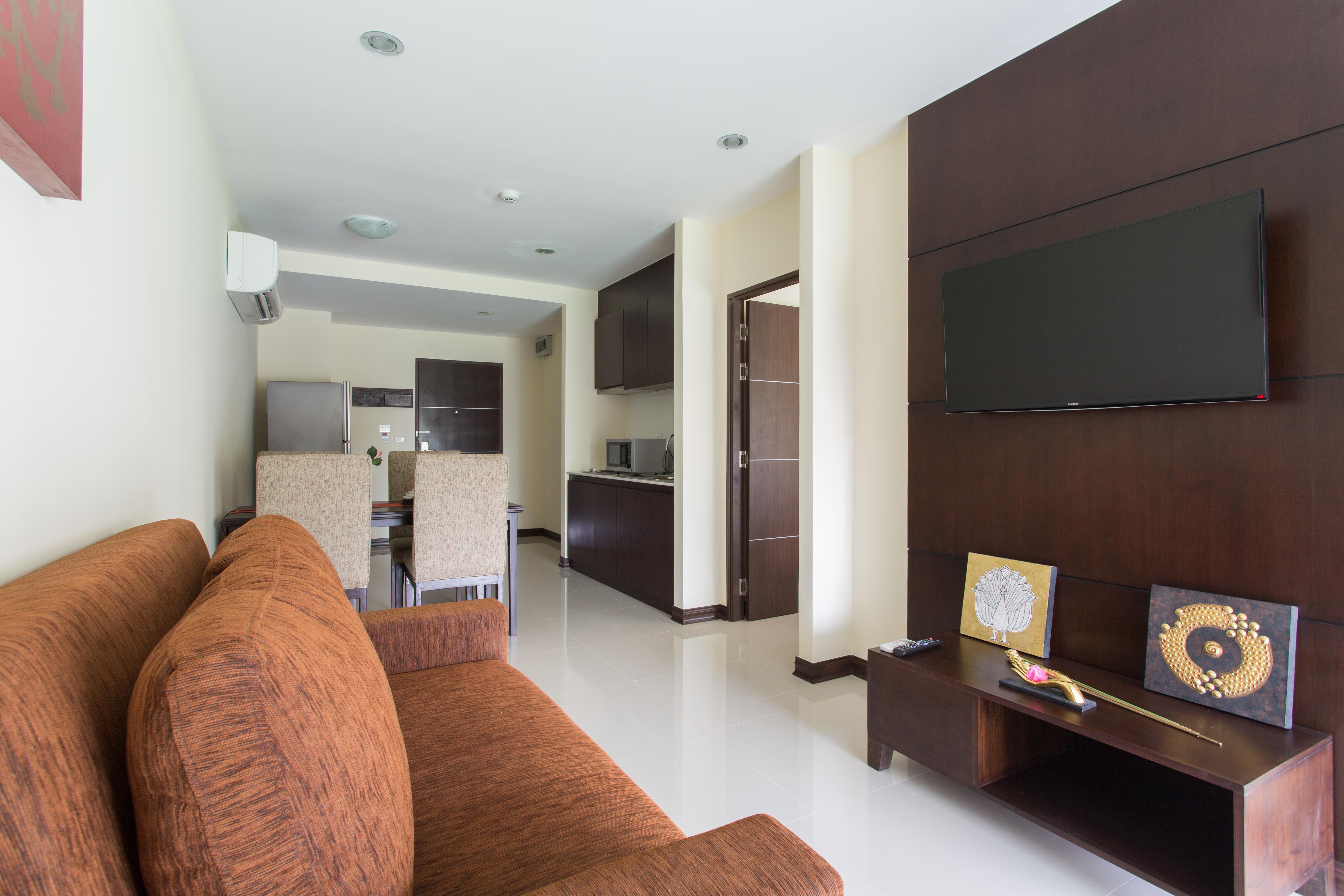 Hotel The Lai Thai Luxury Condominiums