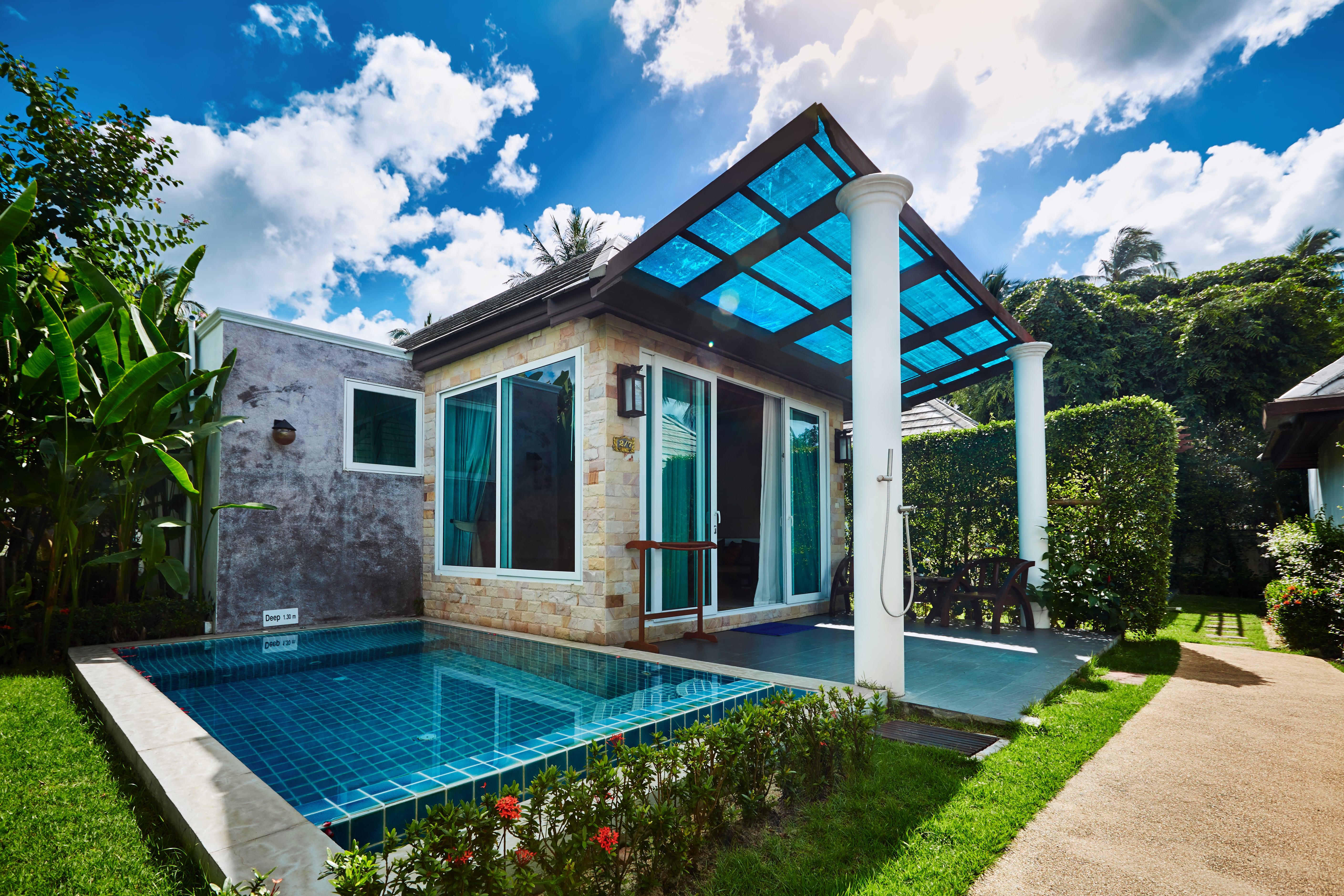 Sea Valley Lipa Noi